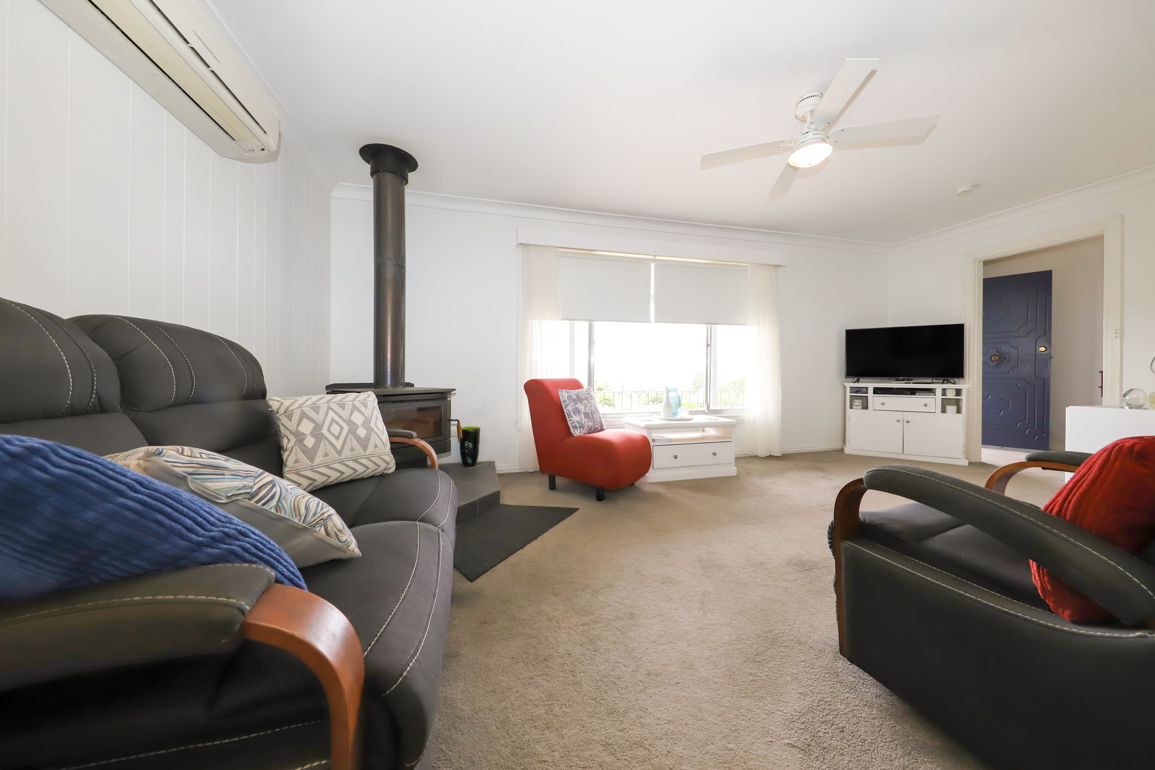 64 Tumbarumba Road, Batlow NSW 2730, Batlow - Thumbnail 3