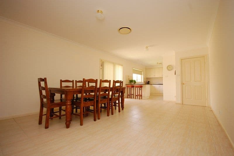 73 Nelson Drive, Griffith NSW 2680, Griffith - Thumbnail 3