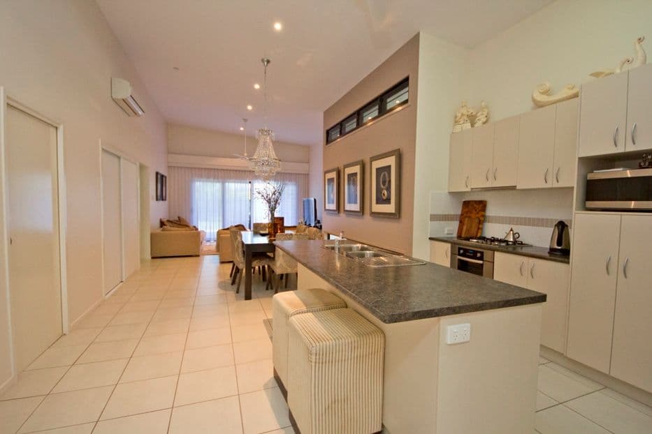 9 Montys Place, NORTH MACKAY QLD 4740, North Mackay - Thumbnail 2