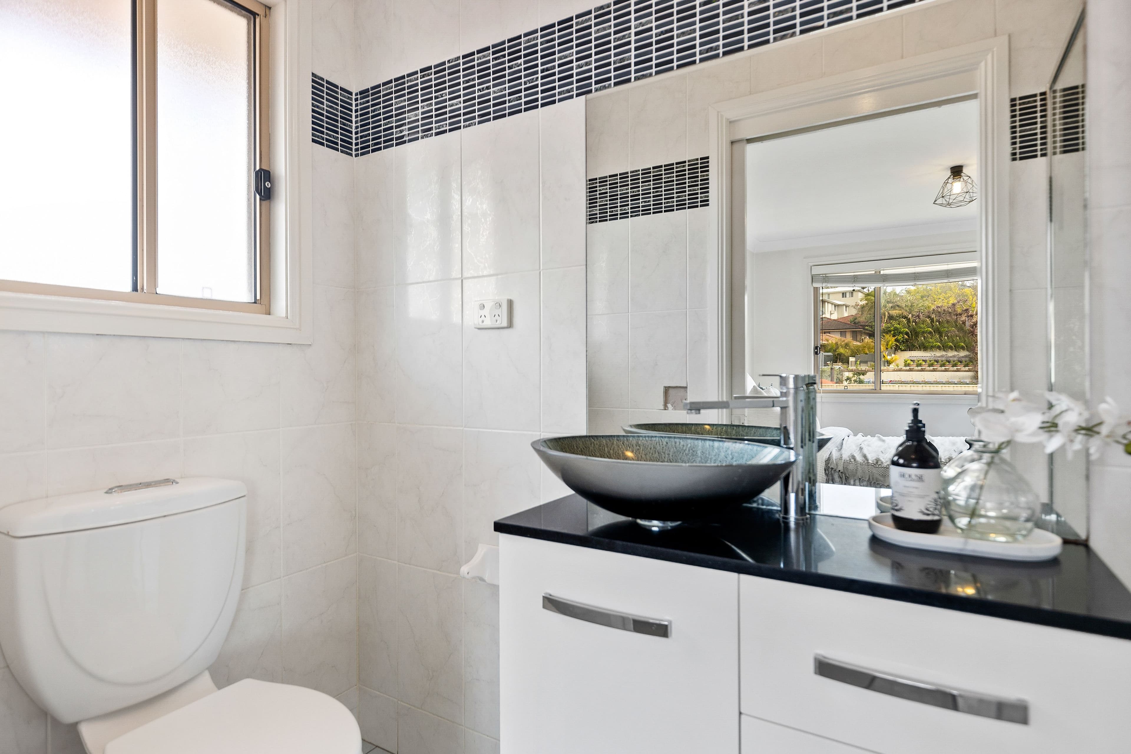 1 Eucumbene Avenue, Flinders NSW 2529, Flinders - Thumbnail 7