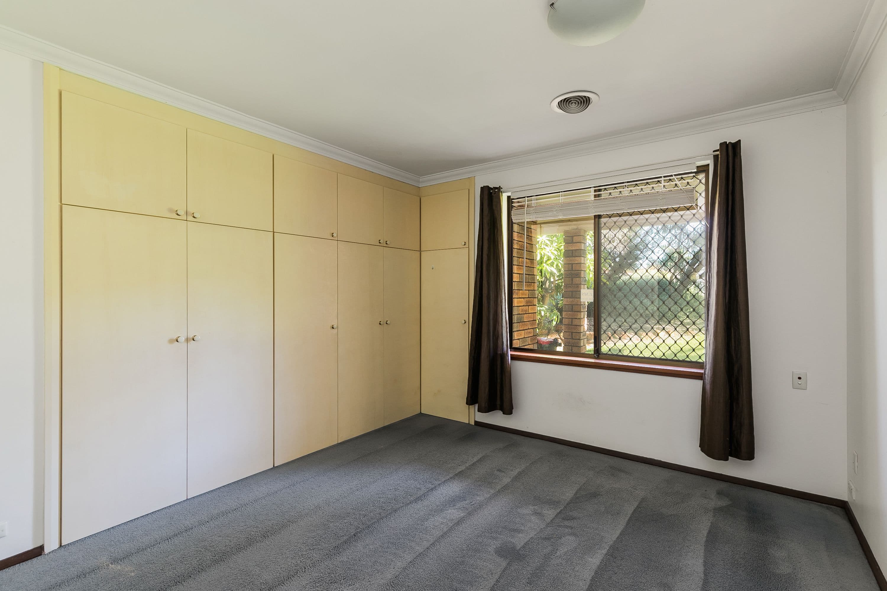 8 Karri Court, Yangebup WA 6164, Yangebup - Thumbnail 4