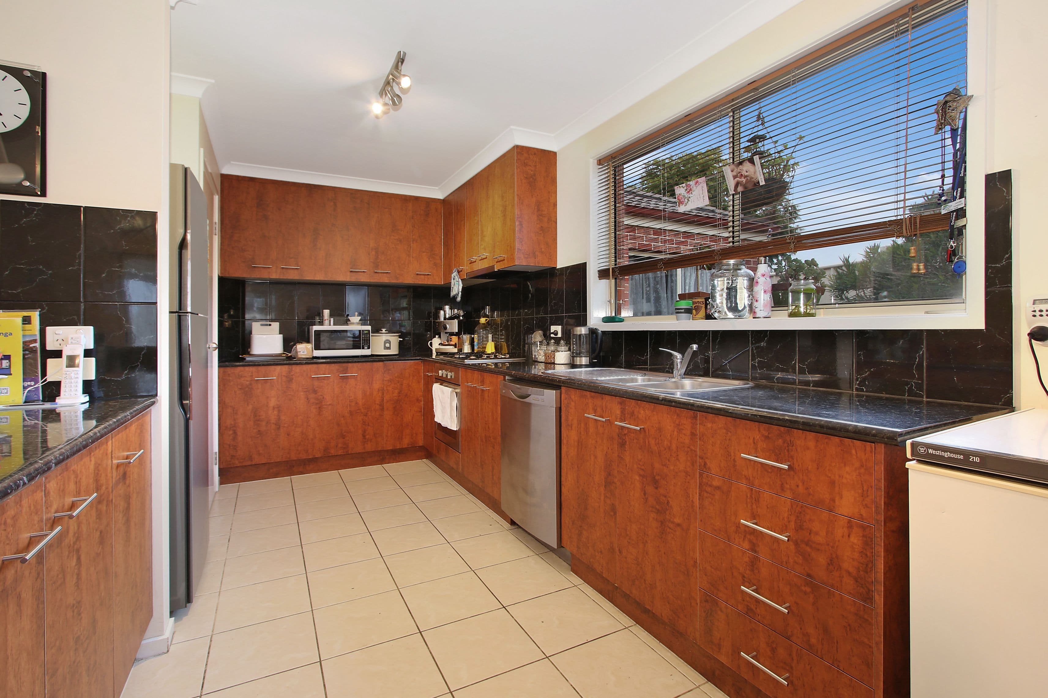 10 Hawk Place, West Wodonga VIC 3690, West Wodonga - Thumbnail 5