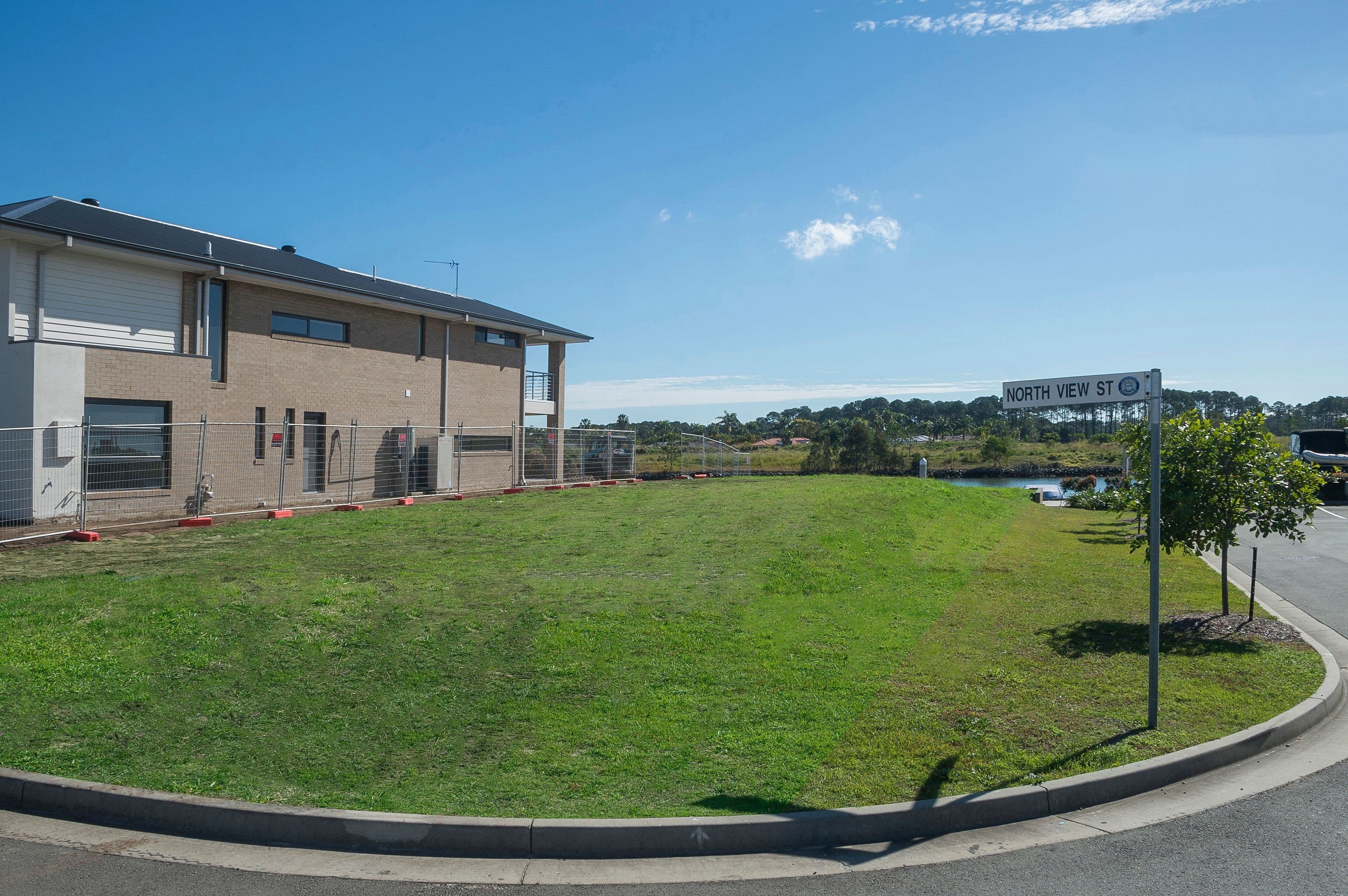 17 N View Street, Hope Island QLD 4212, Hope Island - Thumbnail 5
