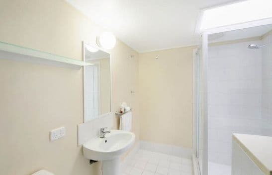 24 Lake Weyba Drive, Noosaville QLD 4566, Noosaville - Thumbnail 5