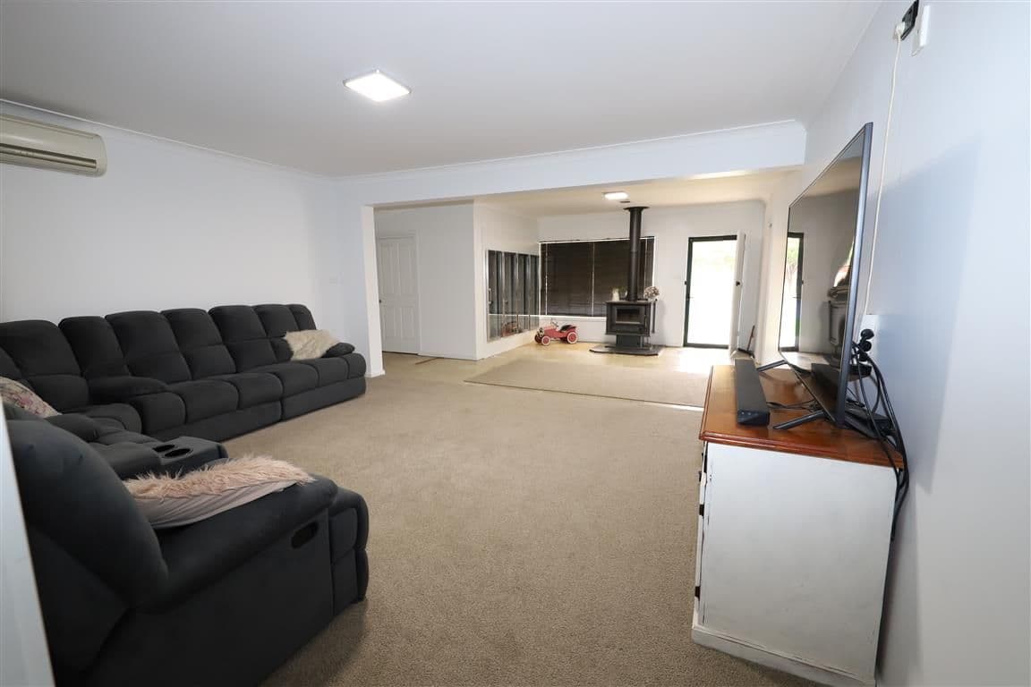 80 Sydney Street, Tumut NSW 2720, Tumut - Thumbnail 6