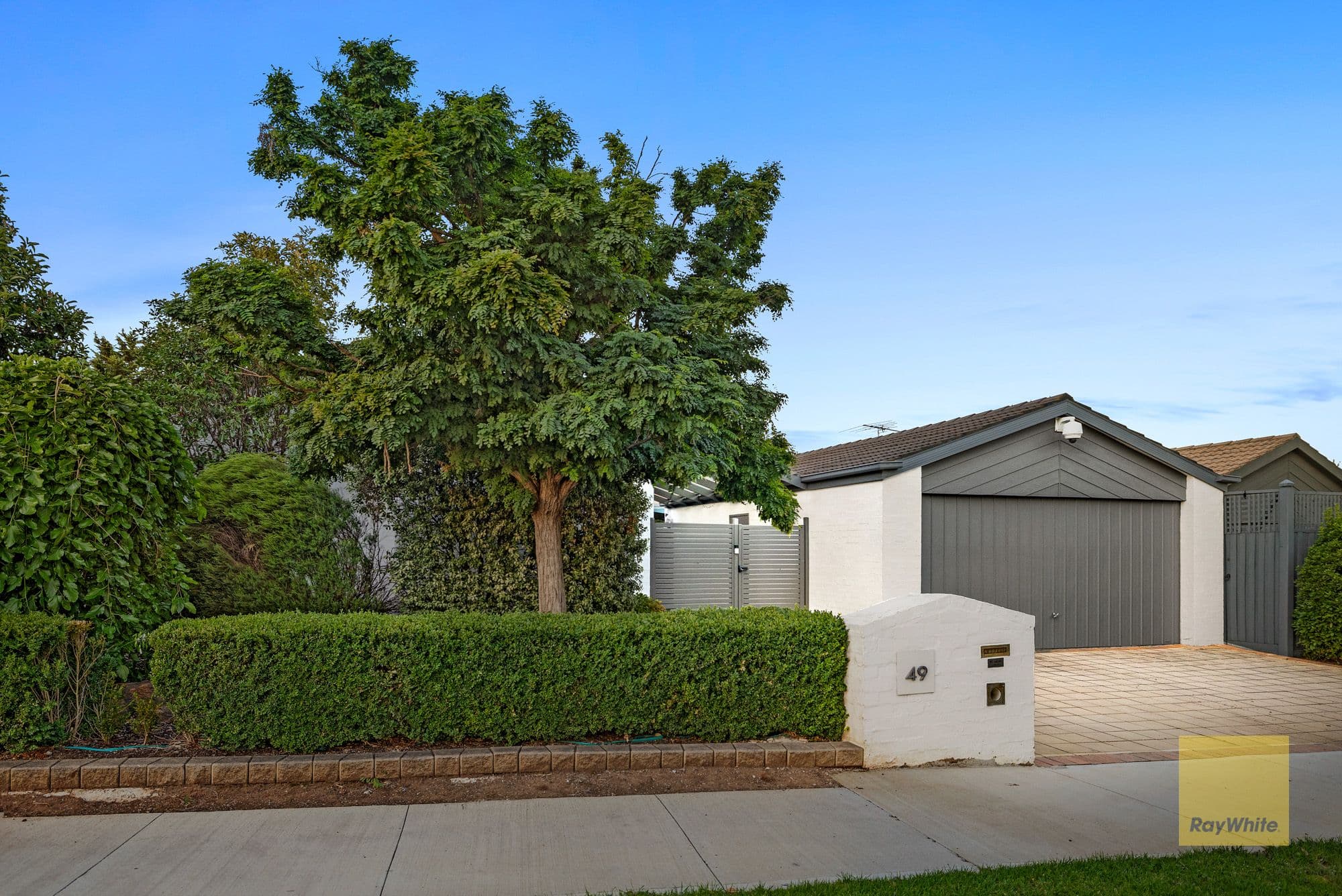 49 Doris Drive, Hoppers Crossing VIC 3029, Hoppers Crossing - Thumbnail 2