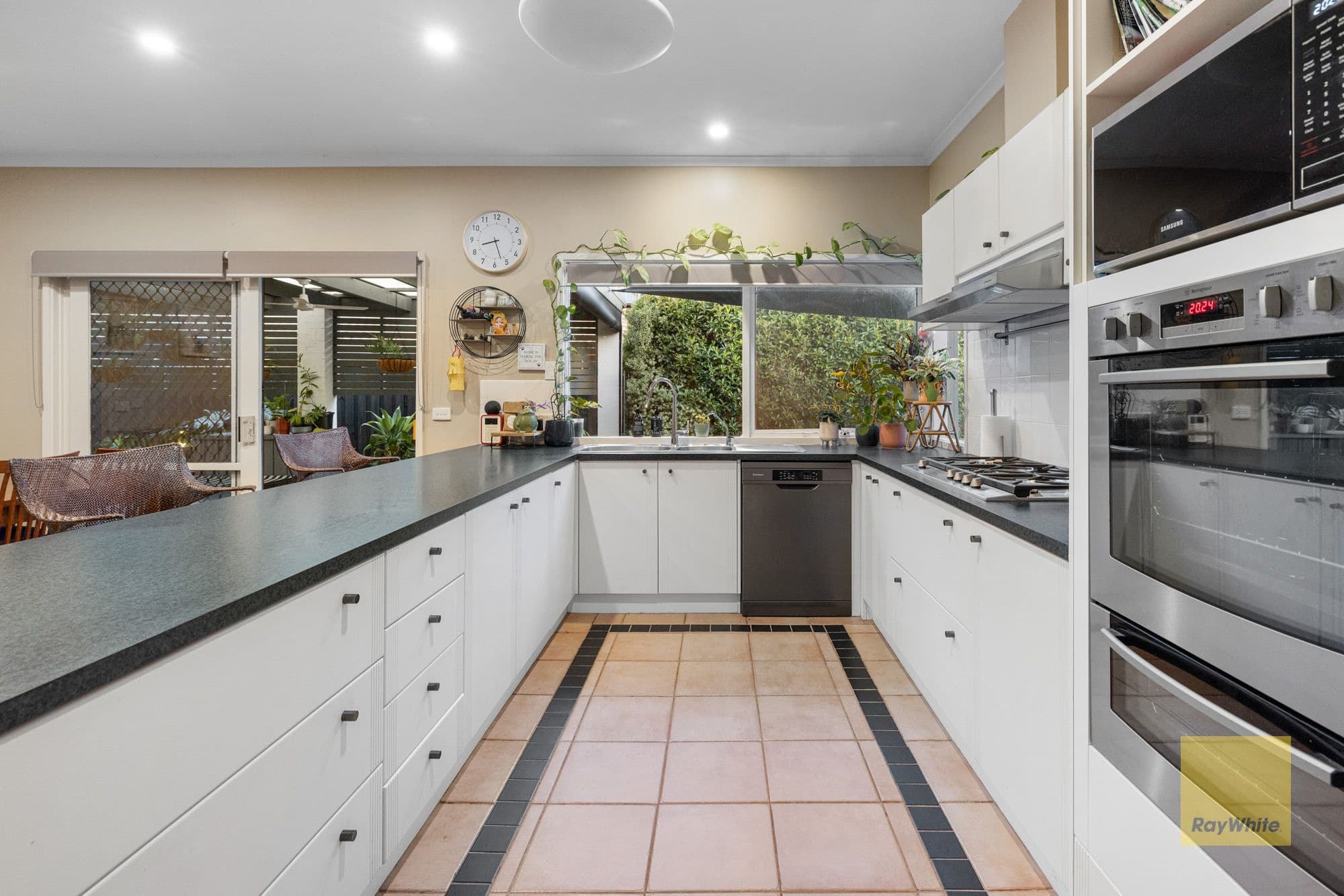 49 Doris Drive, Hoppers Crossing VIC 3029, Hoppers Crossing - Thumbnail 7