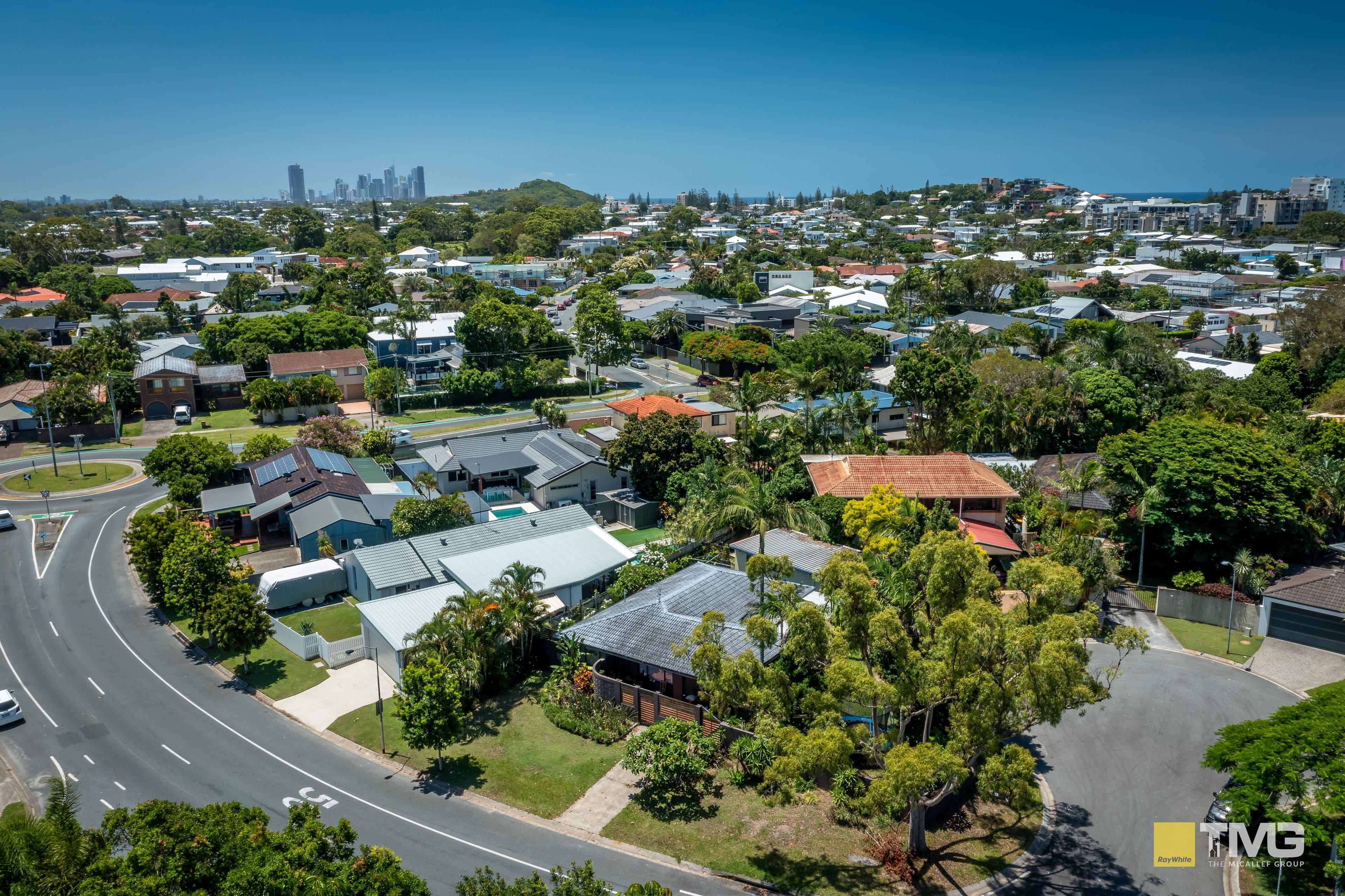 2 Condor Court, Burleigh Waters QLD 4220, Burleigh Waters - Thumbnail 2