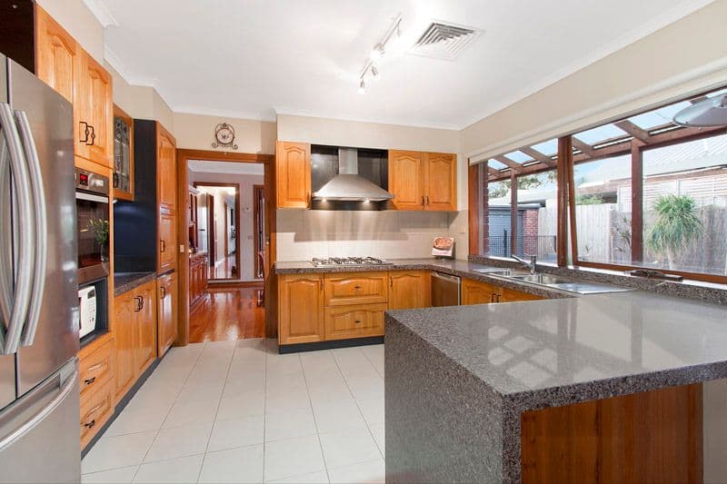 15 Mussert Avenue, Dingley Village VIC 3172, Dingley Village - Thumbnail 4