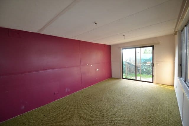 17 Clark Street, SEYMOUR VIC 3660, Seymour - Thumbnail 6