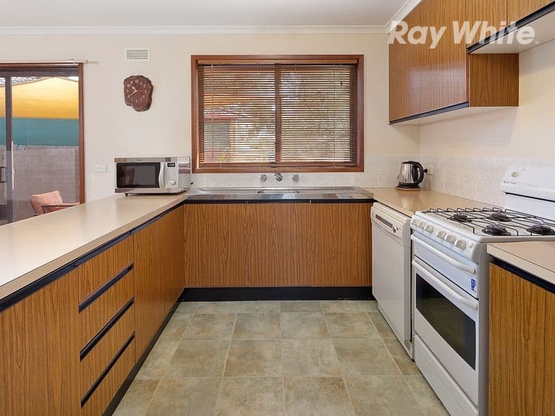 11 Bogong Street, THURGOONA NSW 2640, Thurgoona - Thumbnail 2