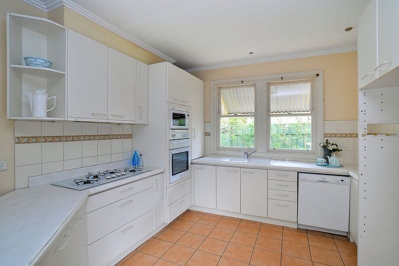 39 Alwyn Street, MITCHAM VIC 3132, Mitcham - Thumbnail 2