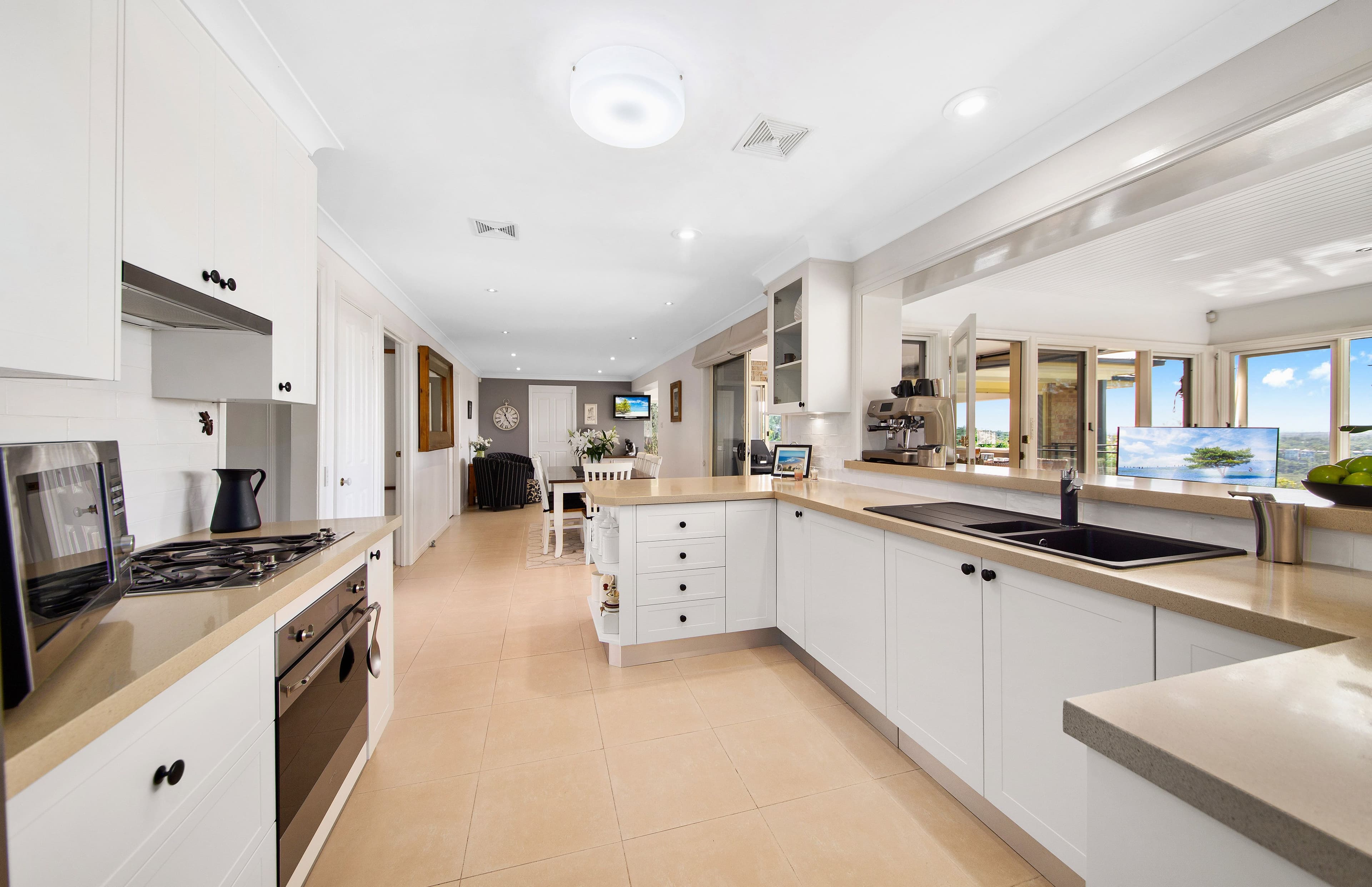 38 Mariner Road, Illawong - Thumbnail 6