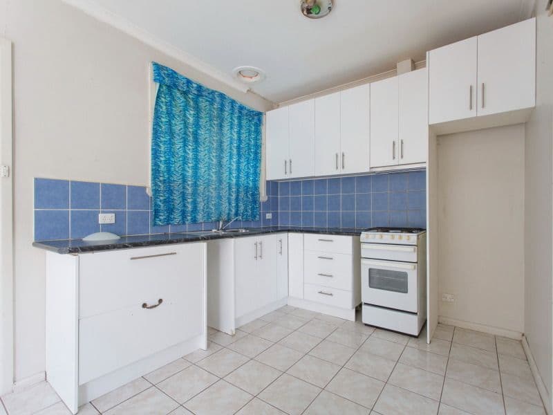 16 Wave Street, FRANKSTON VIC 3199, Frankston - Thumbnail 2