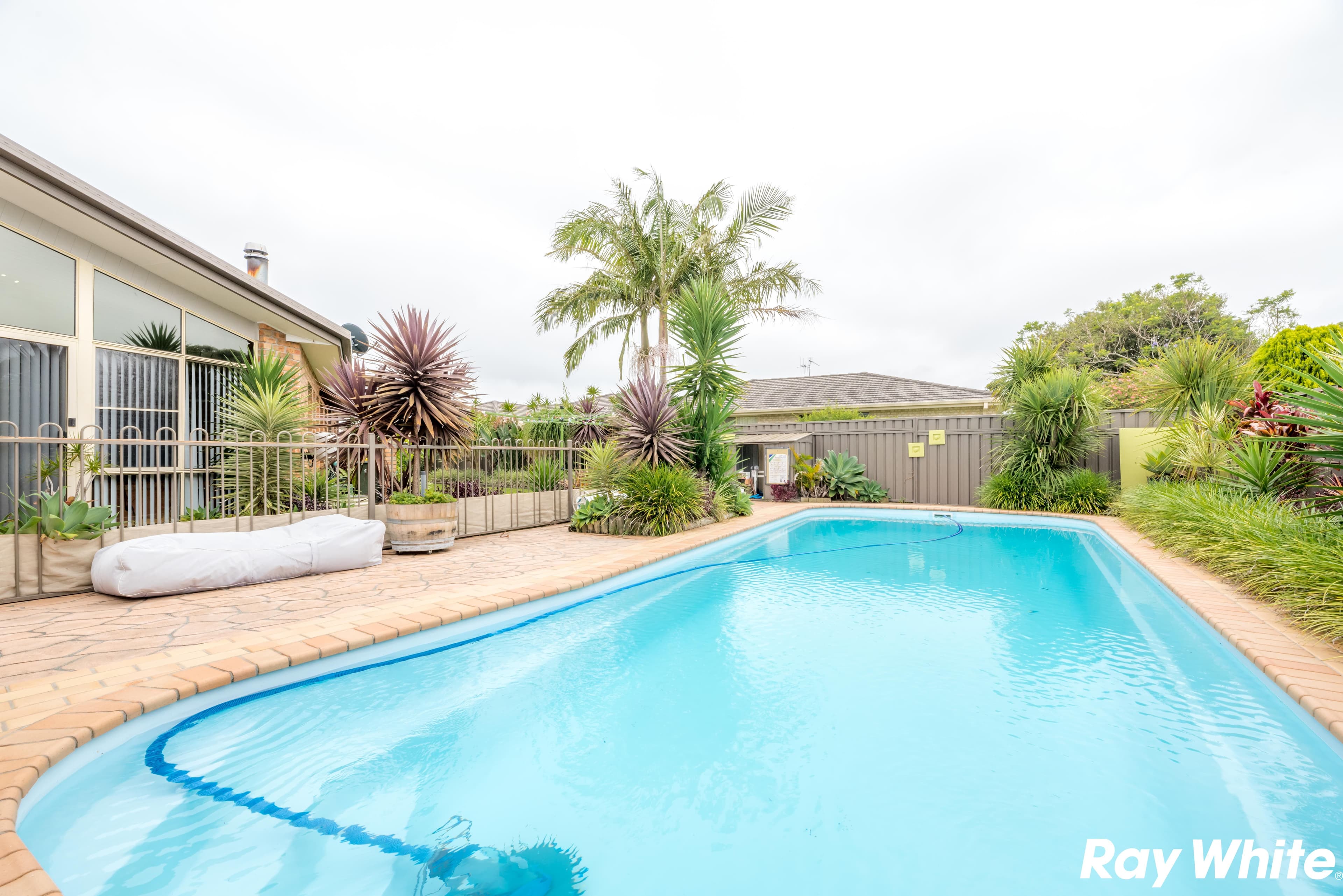 11 Greenview Close, Forster - Thumbnail 3