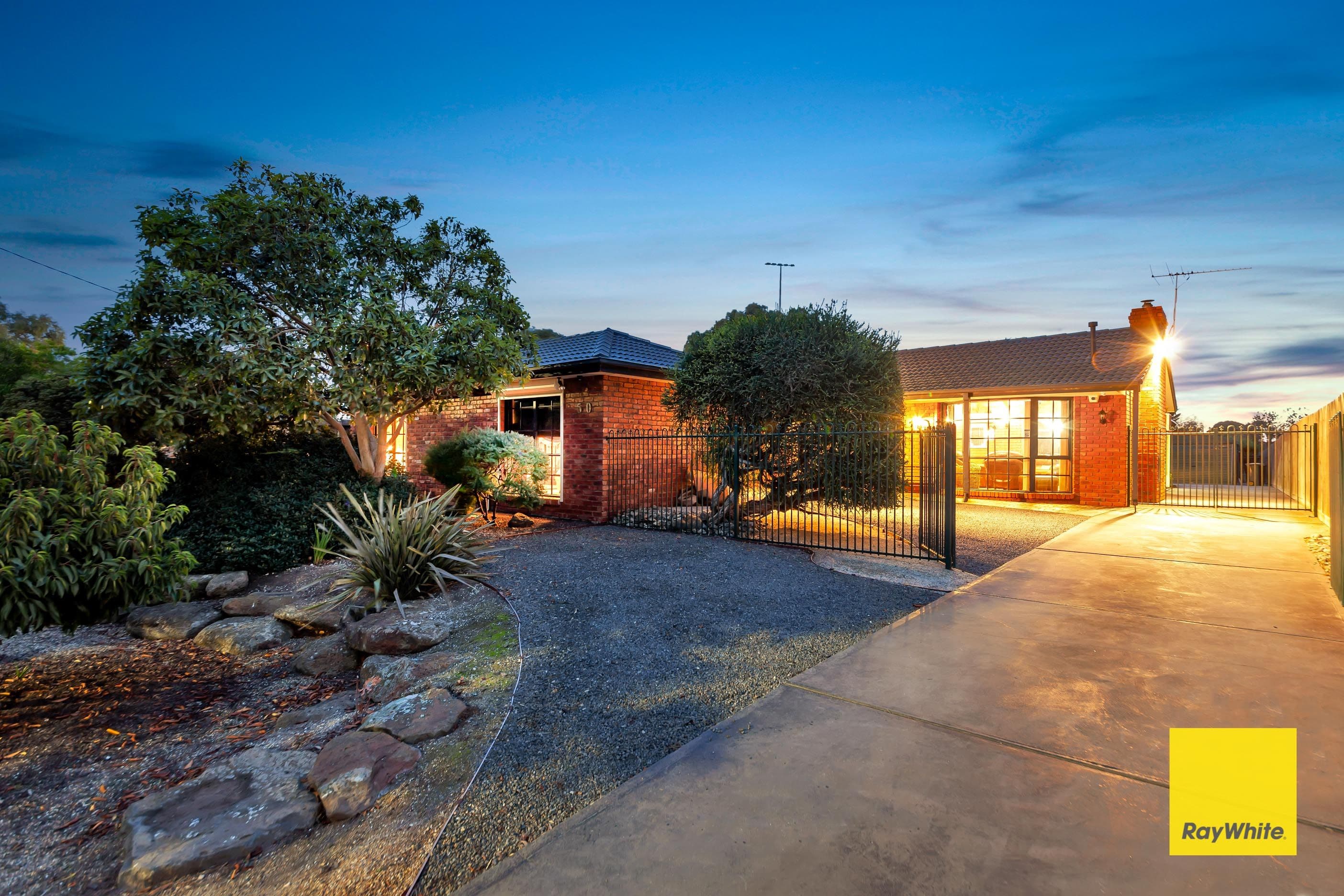 50 Hogans Road, Hoppers Crossing VIC 3029, Hoppers Crossing - Thumbnail 4