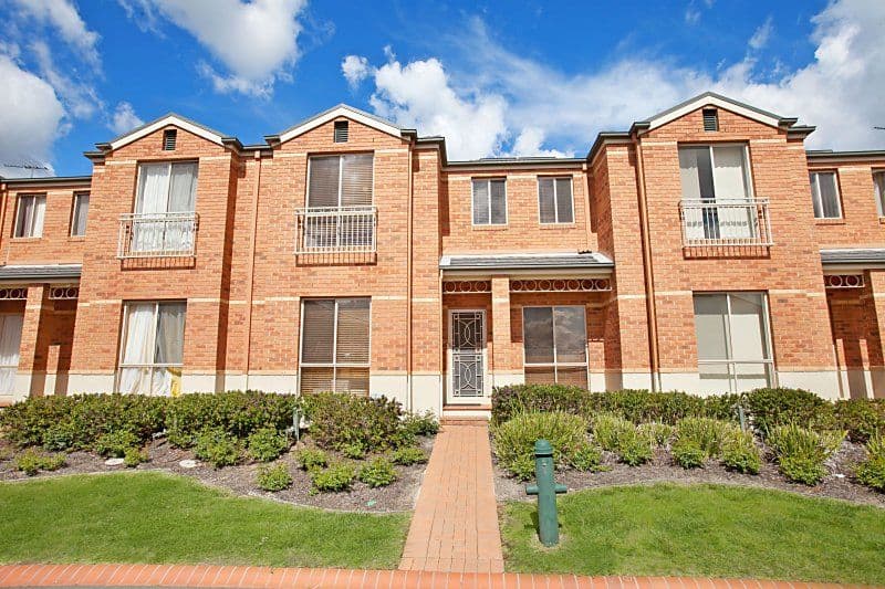 7 Peakview Drive, VIEWBANK VIC 3084, Viewbank - Image 1
