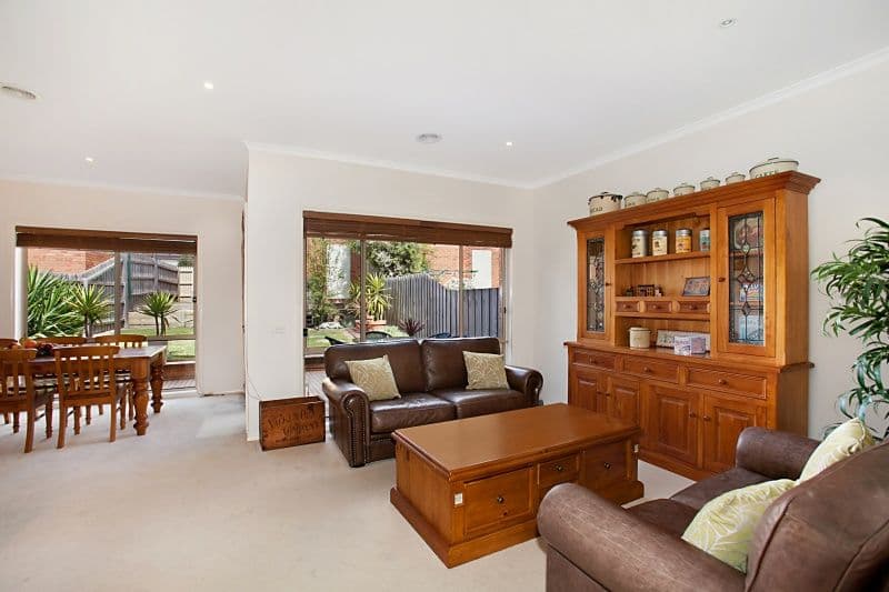 7 Peakview Drive, VIEWBANK VIC 3084, Viewbank - Thumbnail 3
