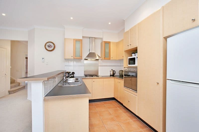 7 Peakview Drive, VIEWBANK VIC 3084, Viewbank - Thumbnail 4