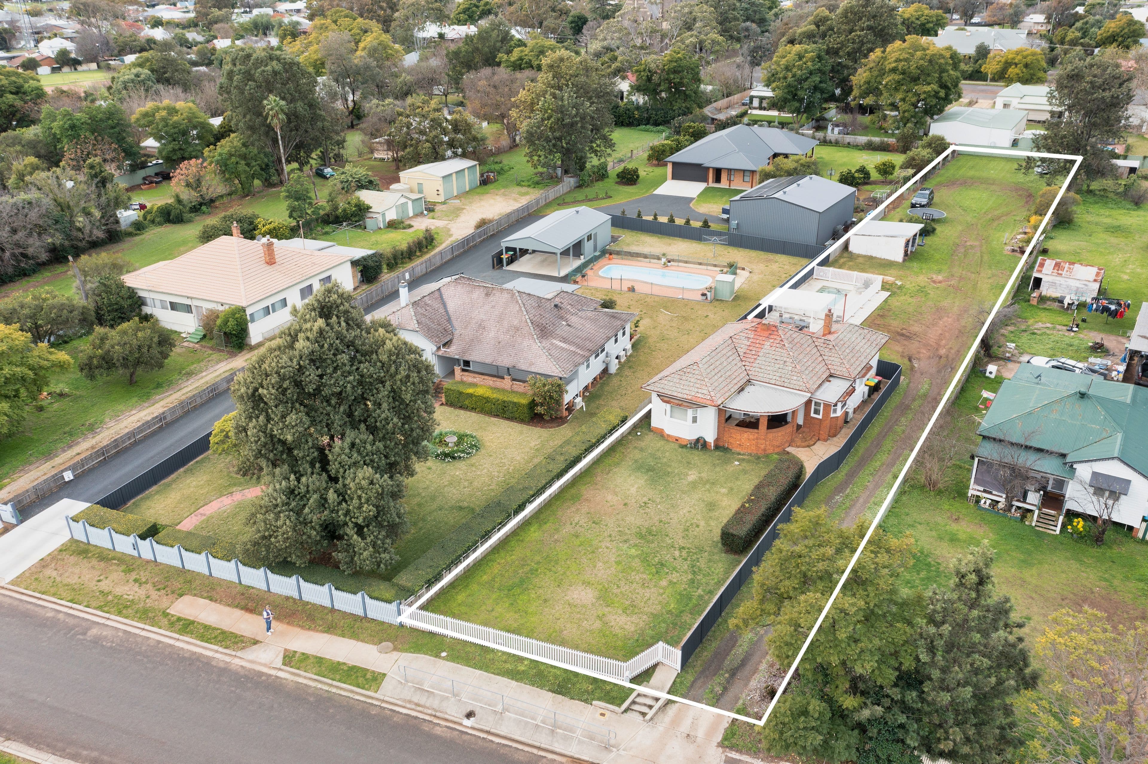 102 Main Street, Scone NSW 2337, Scone - Image 1