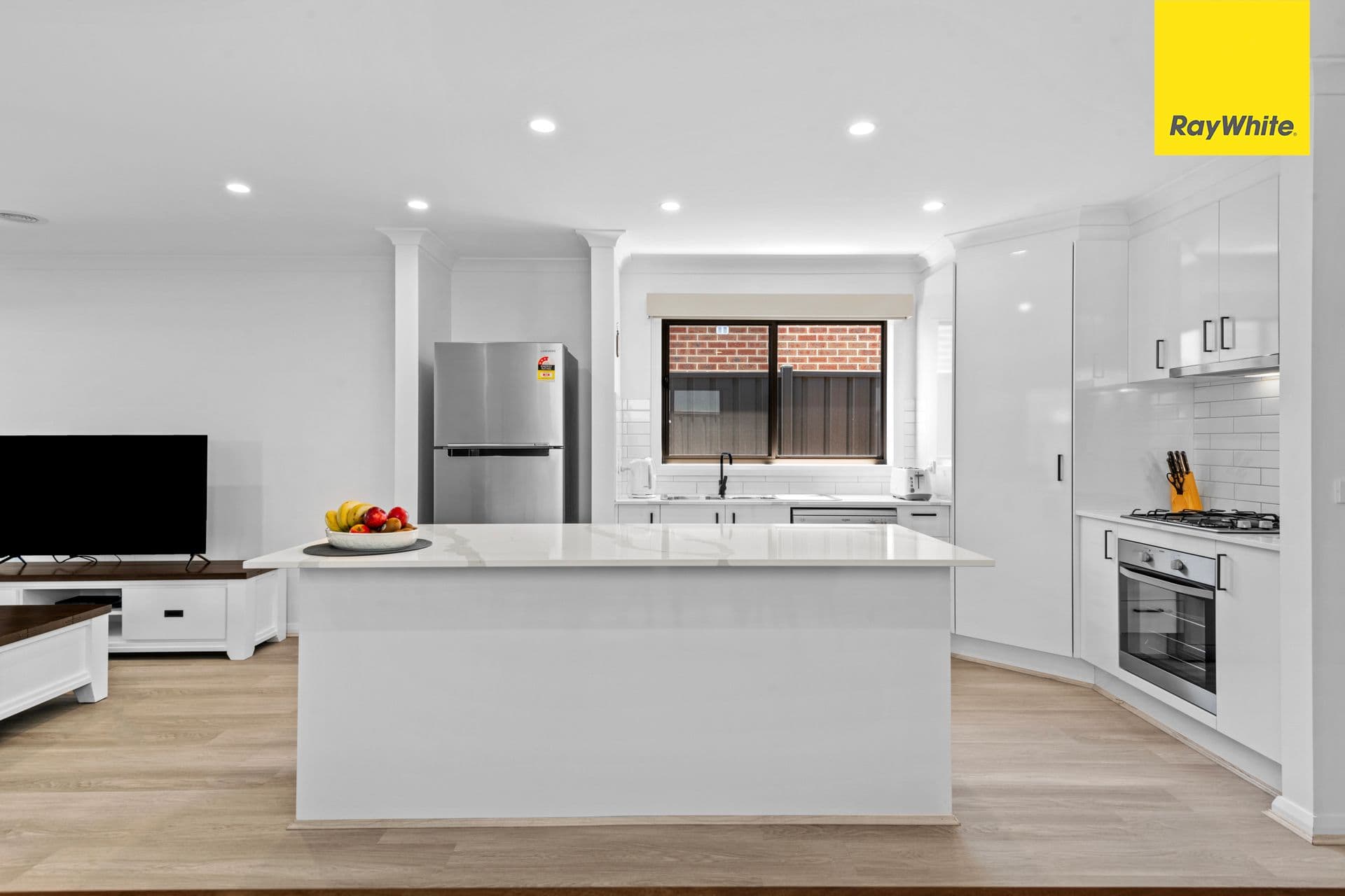9 Torrance Drive, HARKNESS VIC 3337, Harkness - Thumbnail 4