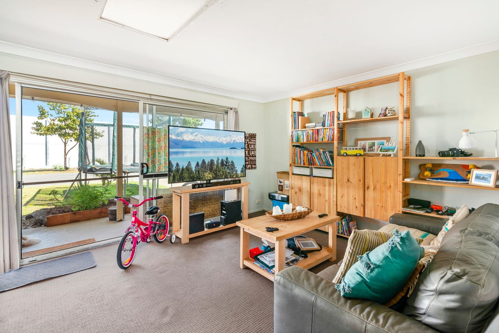 53 Waikiki Avenue, Palm Beach QLD 4221, Palm Beach - Thumbnail 4