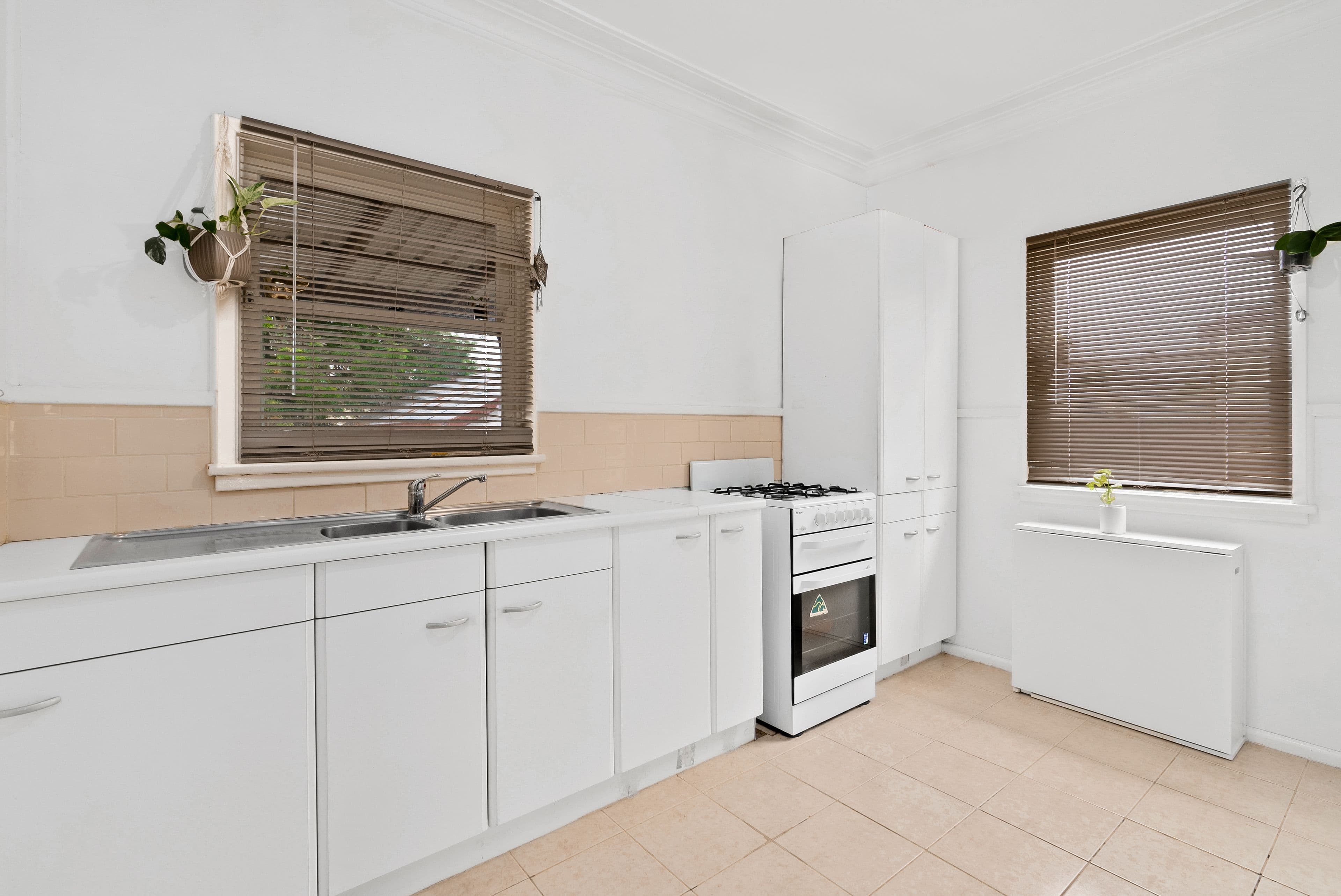 33 Gregory Avenue, Oxley Park NSW 2760, Oxley Park - Thumbnail 3