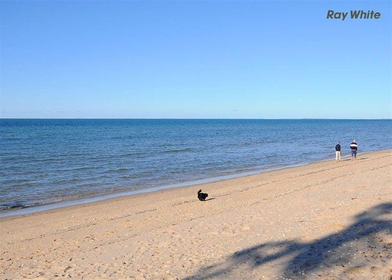 2-110 Burrum Street, BURRUM HEADS QLD 4659, Burrum Heads - Thumbnail 5