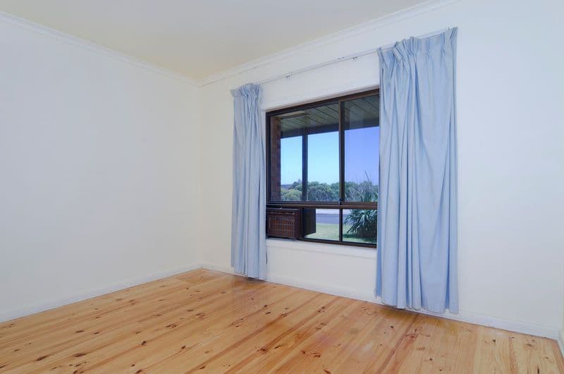 24 Hunter Road, CHRISTIES BEACH SA 5165, Christies Beach - Thumbnail 6