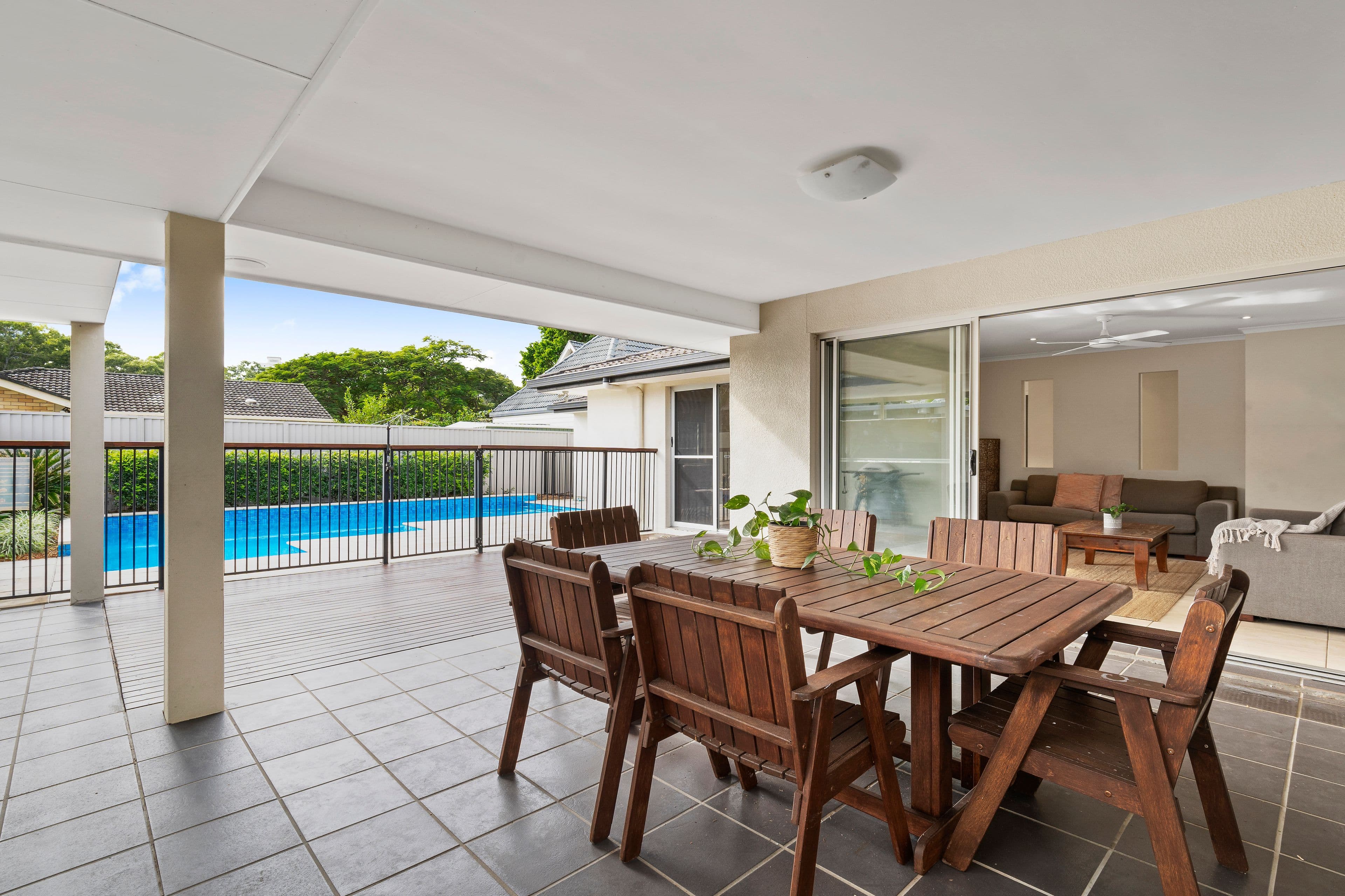80 Savoy Drive, Broadbeach Waters QLD 4218, Broadbeach Waters - Thumbnail 5