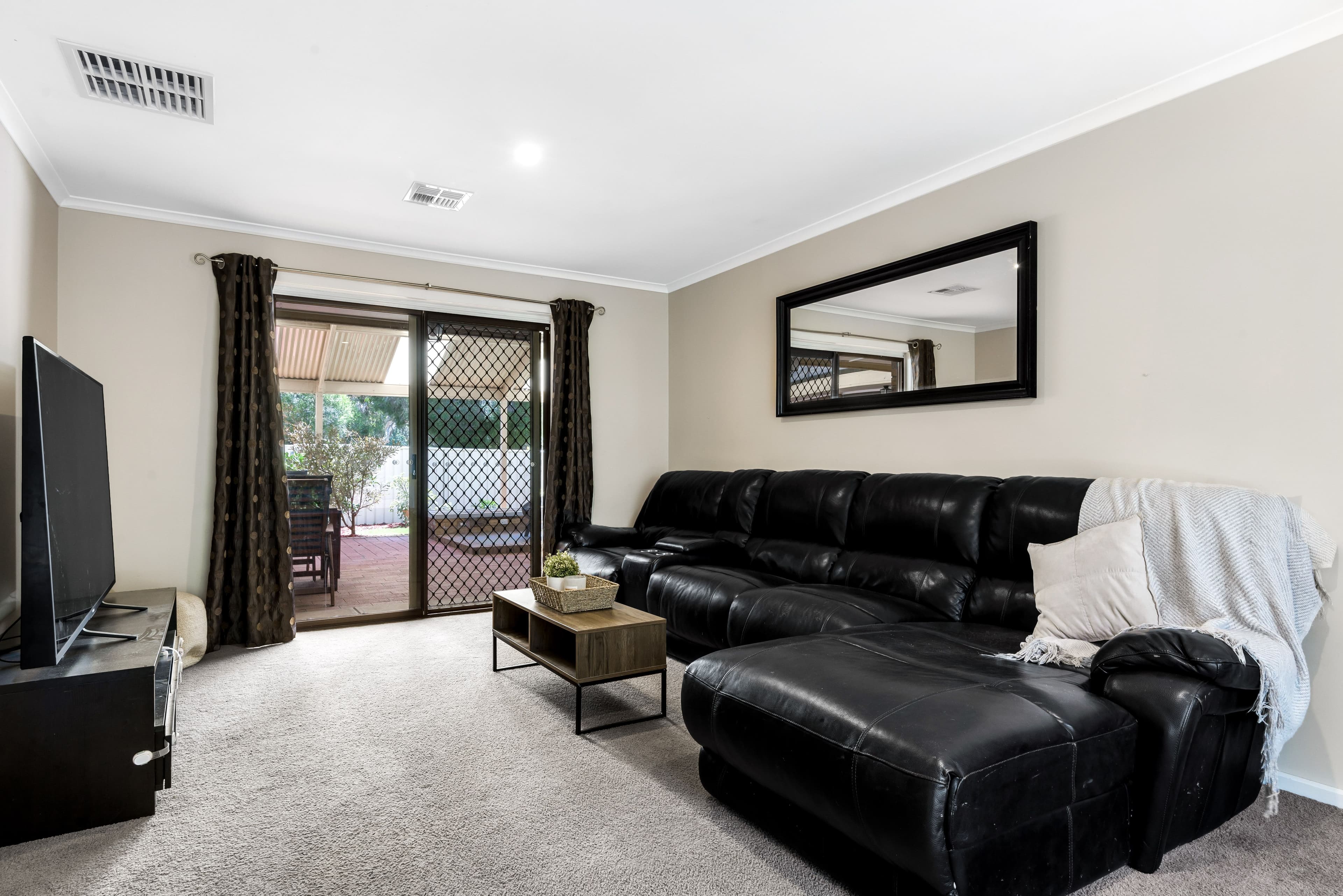 97 Delta Crescent, Aberfoyle Park SA 5159, Aberfoyle Park - Thumbnail 3