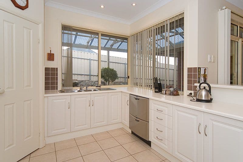 1 Silverwood Drive, MOUNT BARKER SA 5251, Mount Barker - Thumbnail 2