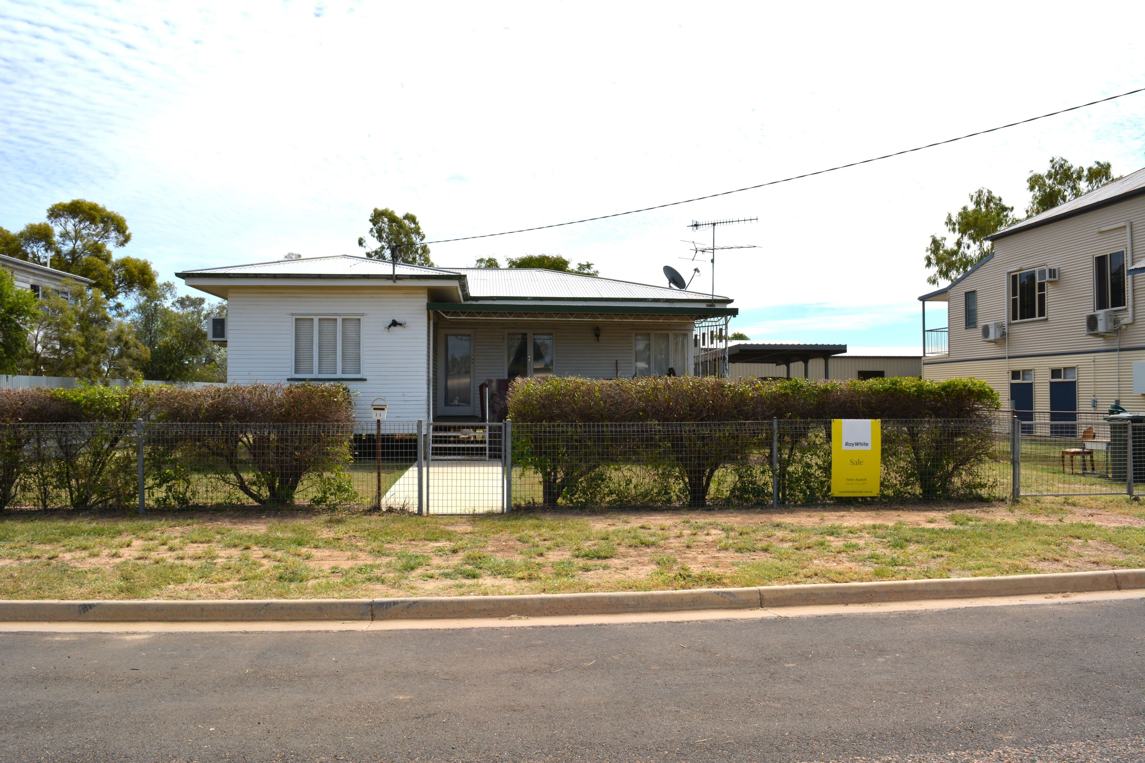 171 Emu Street, Longreach QLD 4730, Longreach - Image 1