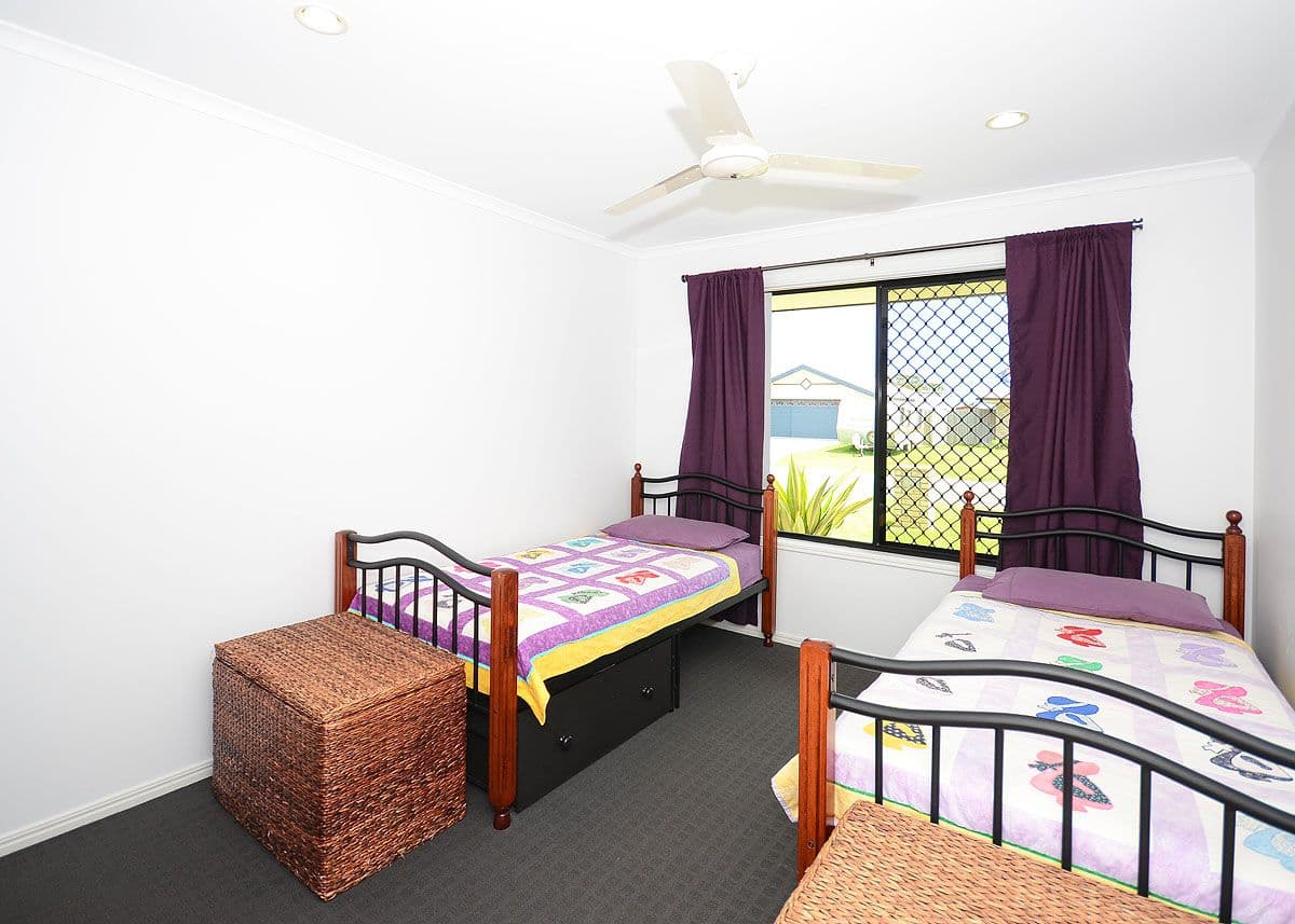 9 Bronton Way, POINT VERNON QLD 4655, Point Vernon - Thumbnail 8
