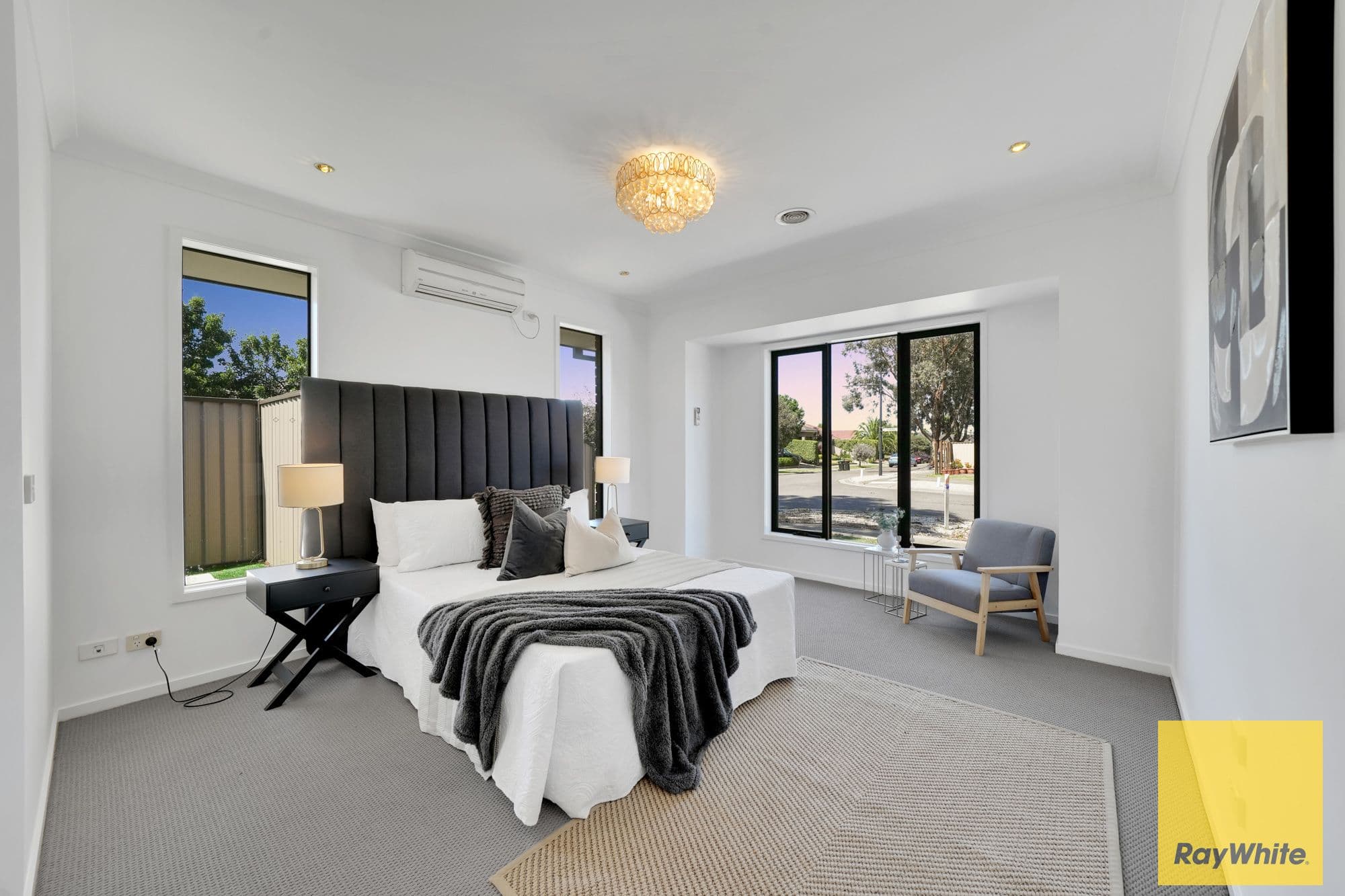 2 Peartree Grove, Burnside Heights VIC 3023, Burnside Heights - Thumbnail 3