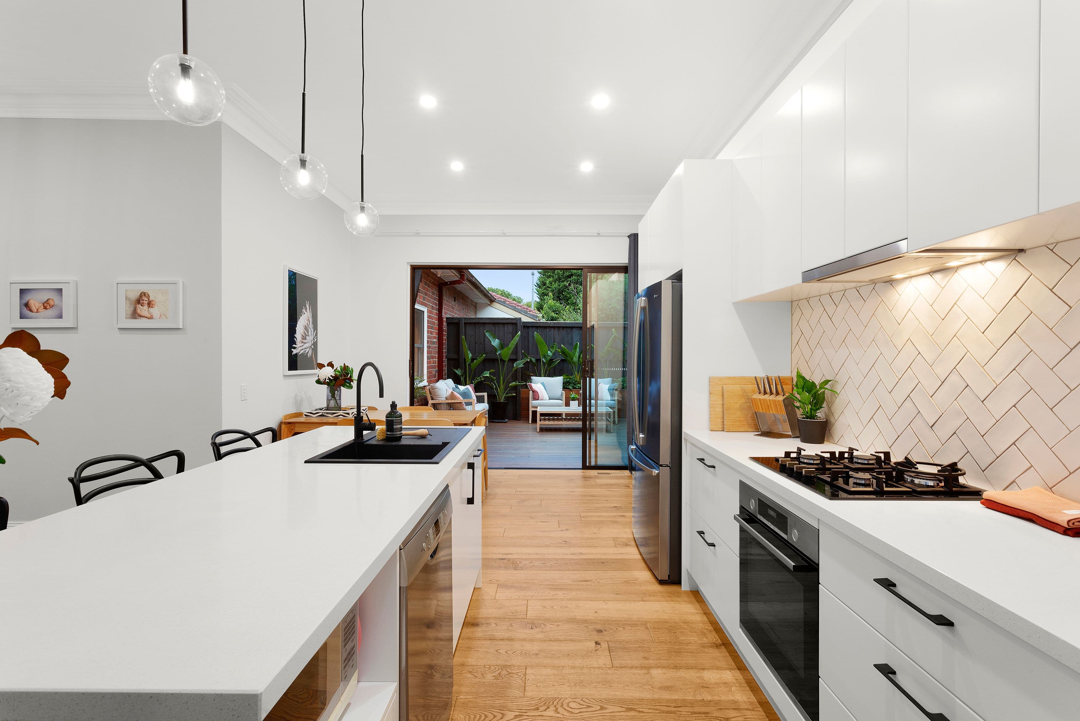 2A Matthew Street, Carnegie VIC 3163, Carnegie - Thumbnail 3