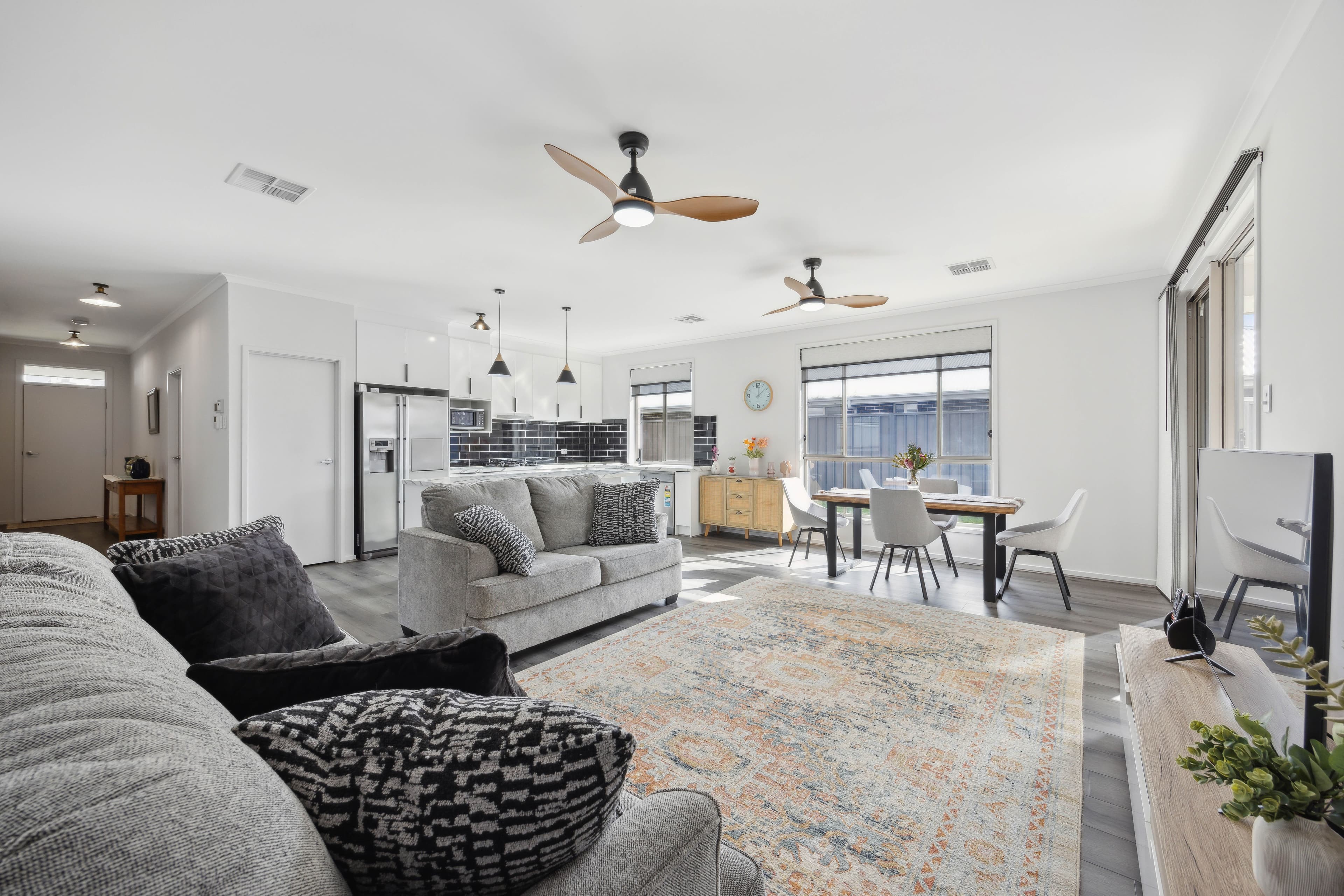 24 Thomas Street, Strathalbyn SA 5255, Strathalbyn - Thumbnail 2