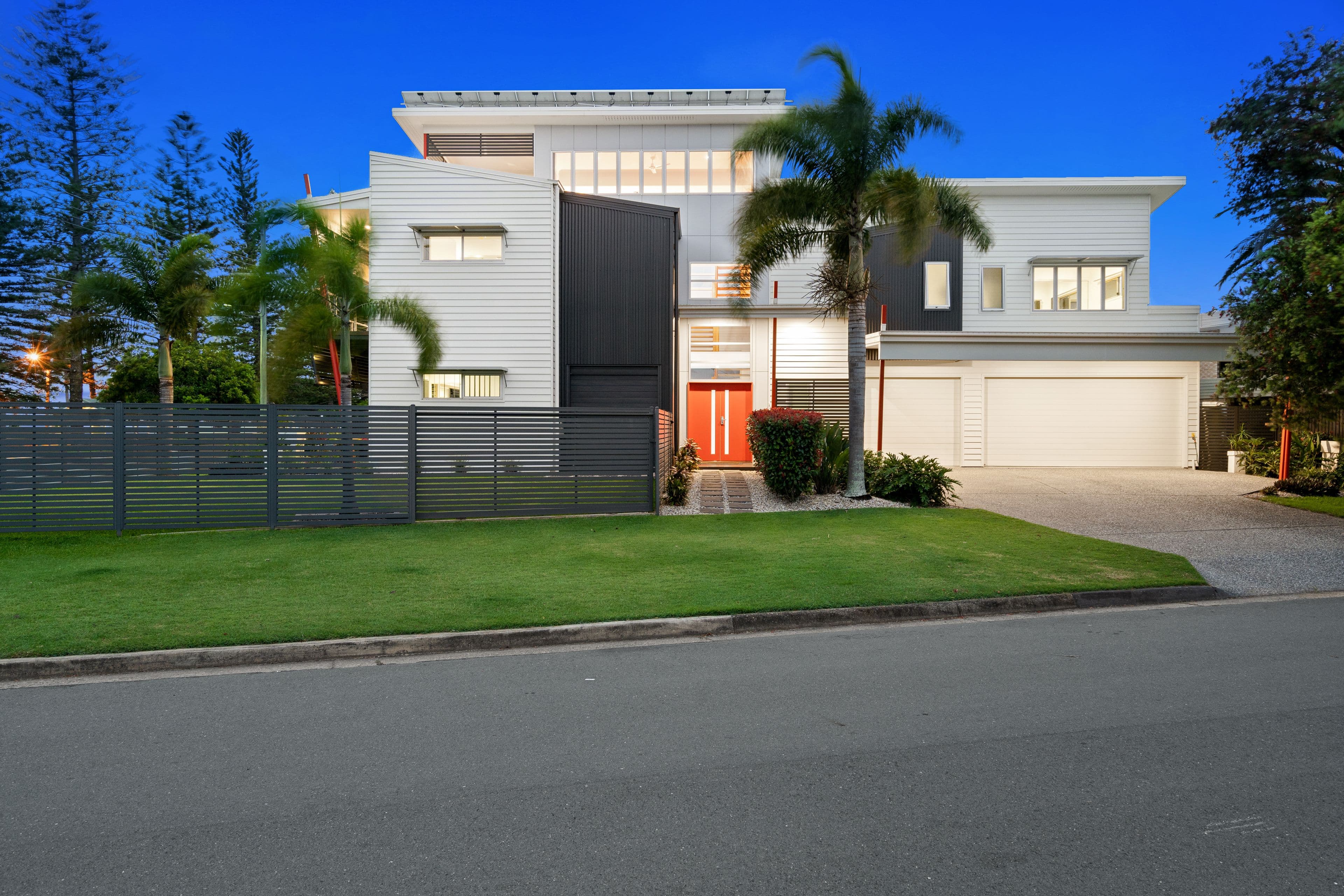 13 Reef Point Esplanade, Scarborough QLD 4020, Scarborough - Thumbnail 4