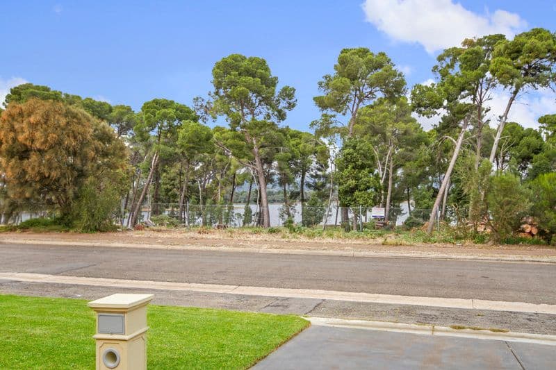 8 Lambert Avenue, HOLDEN HILL SA 5088, Holden Hill - Thumbnail 2