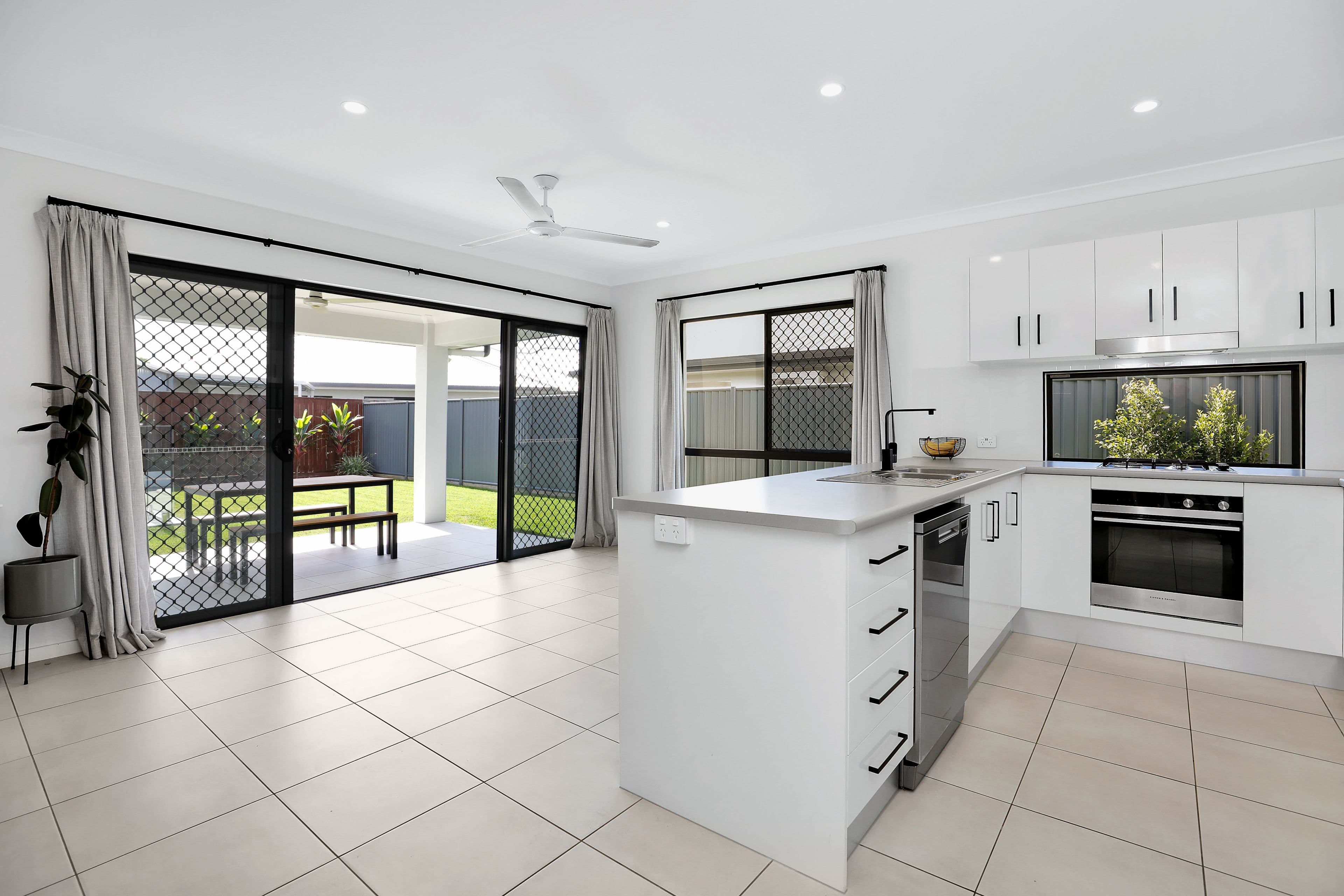 10 Buoy Drive, Trinity Beach QLD 4879, Trinity Beach - Thumbnail 4