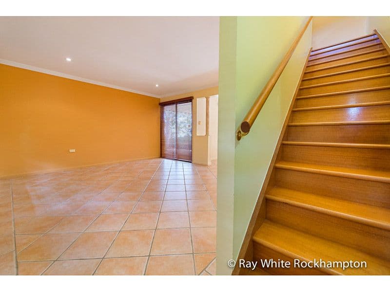 2 Lancewood Close, NORMAN GARDENS QLD 4701, Norman Gardens - Thumbnail 2