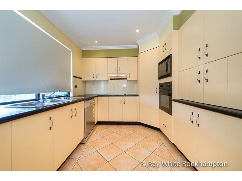 2 Lancewood Close, NORMAN GARDENS QLD 4701, Norman Gardens - Thumbnail 8