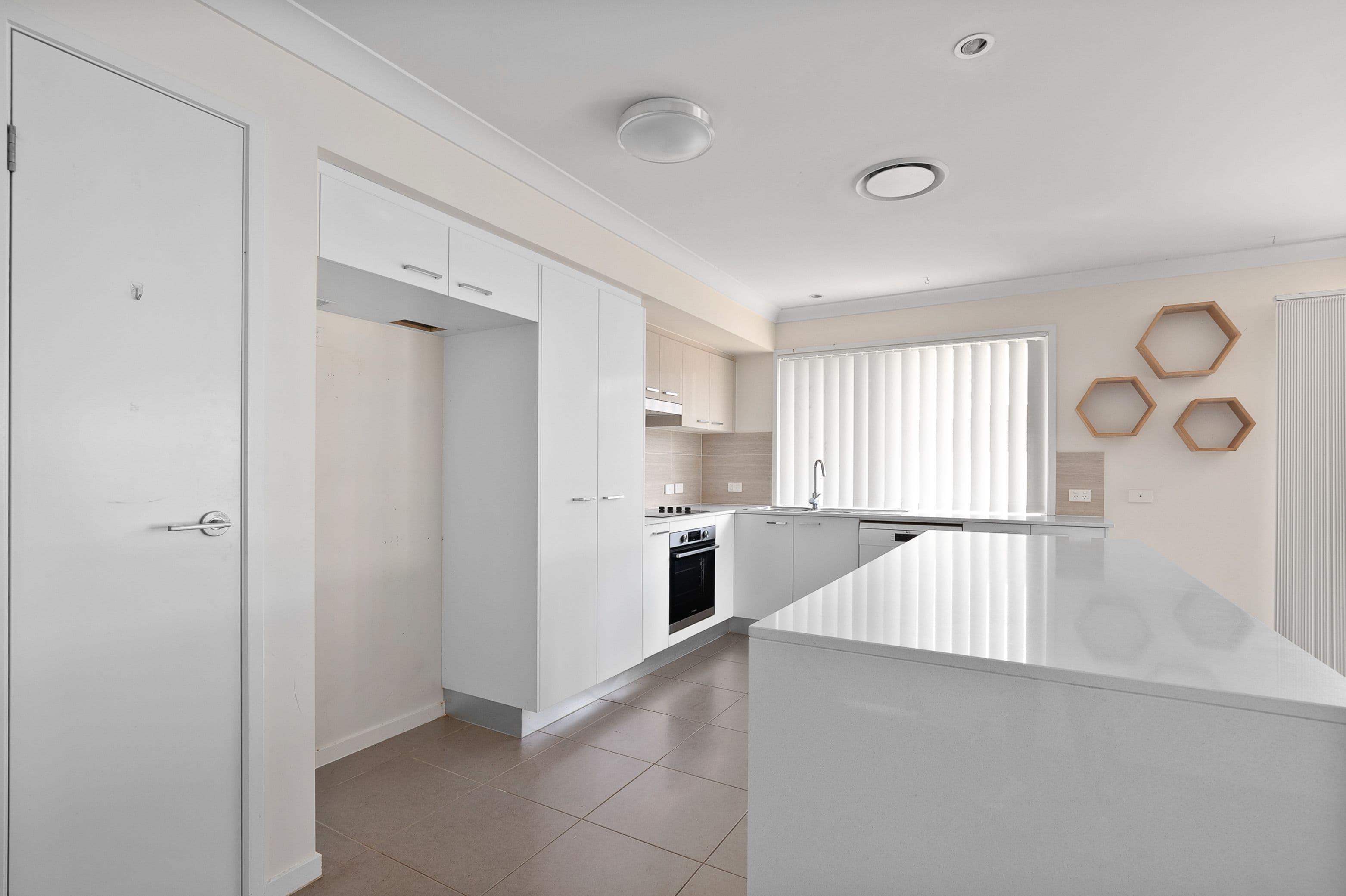 15 Randwick Road, Emerald QLD 4720, Emerald - Thumbnail 4