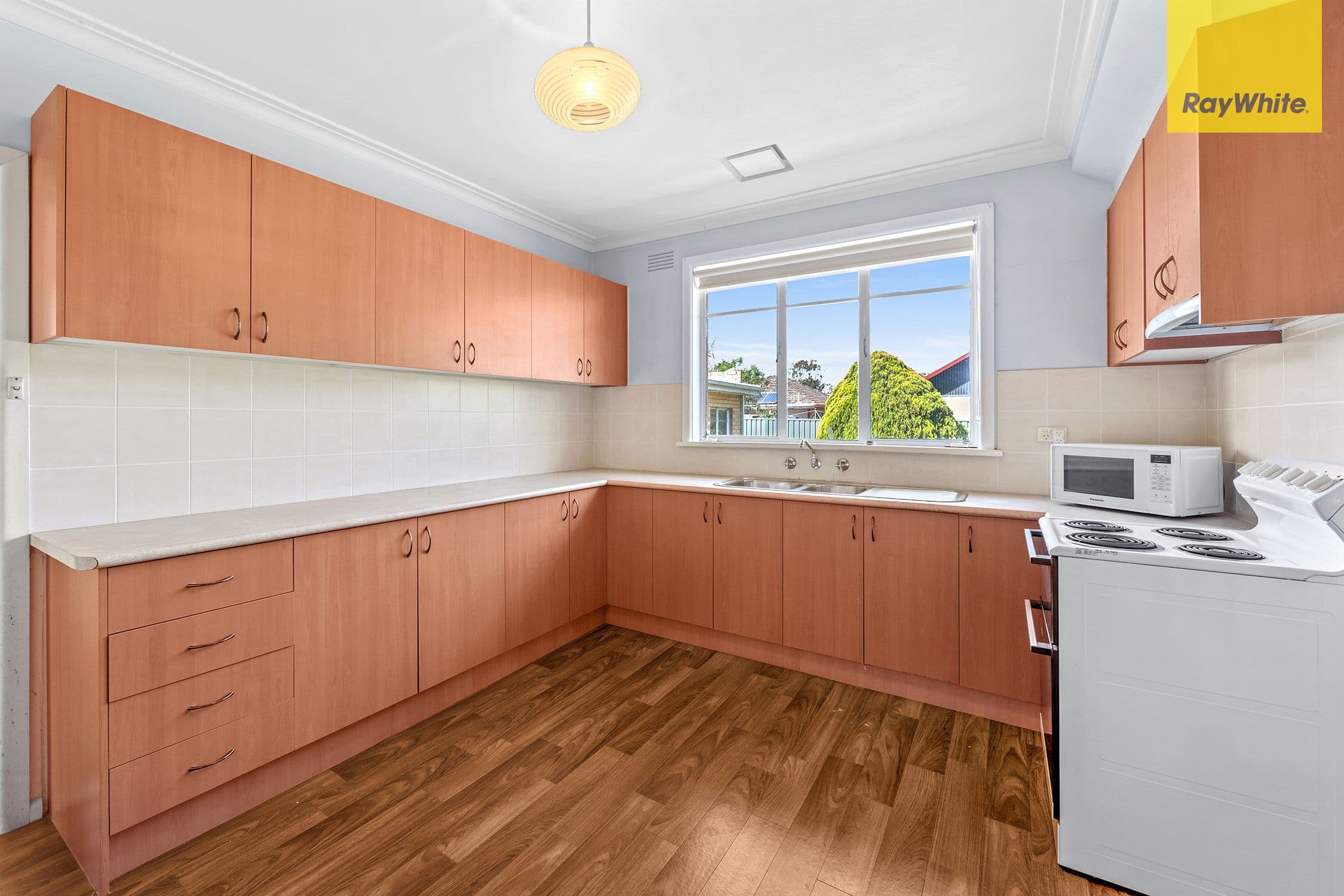 14 SouthWold Street, St Albans VIC 3021, St Albans - Thumbnail 5