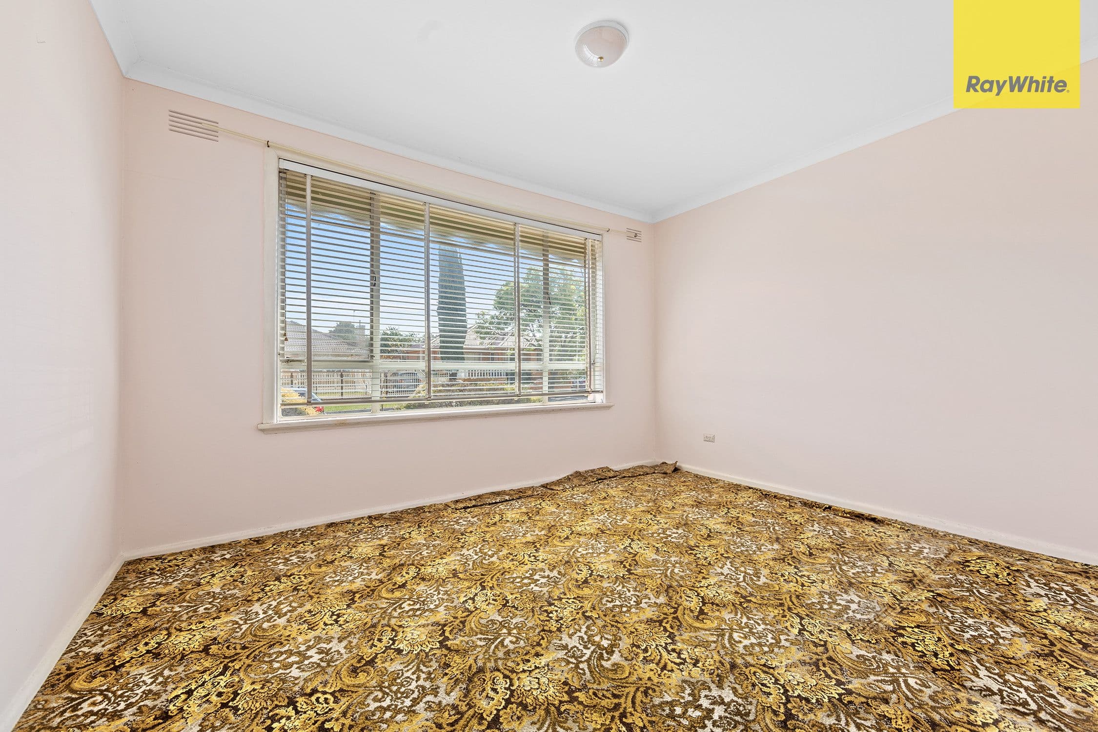 14 SouthWold Street, St Albans VIC 3021, St Albans - Thumbnail 6