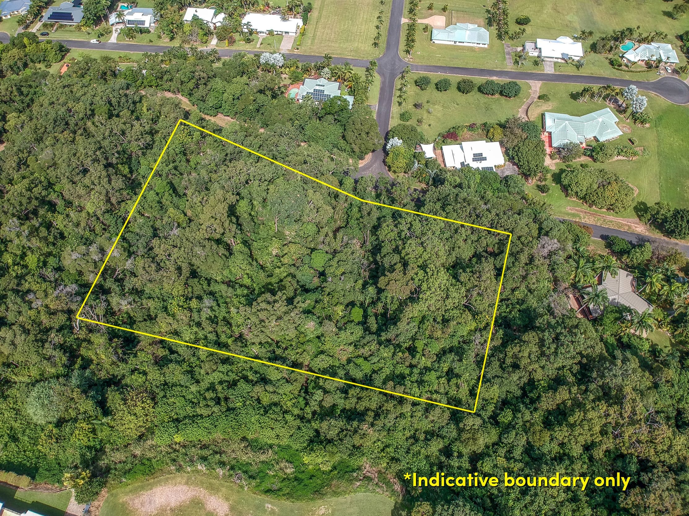 6 Hibiscus Court, Rocky Point QLD 4873, Rocky Point - Thumbnail 2