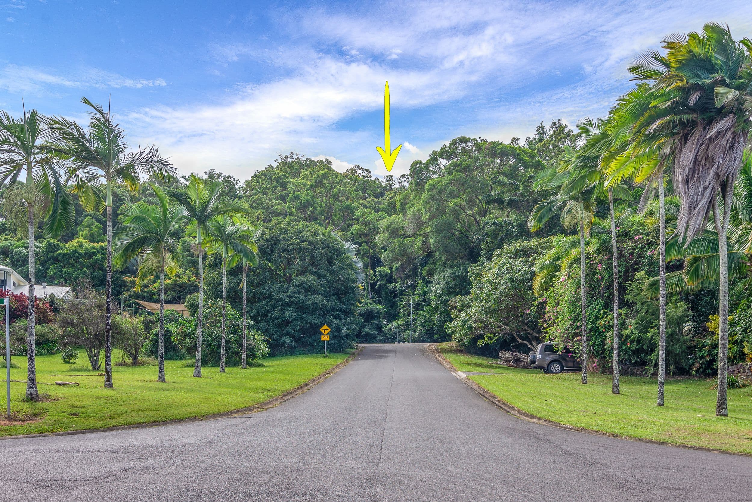 6 Hibiscus Court, Rocky Point QLD 4873, Rocky Point - Thumbnail 4