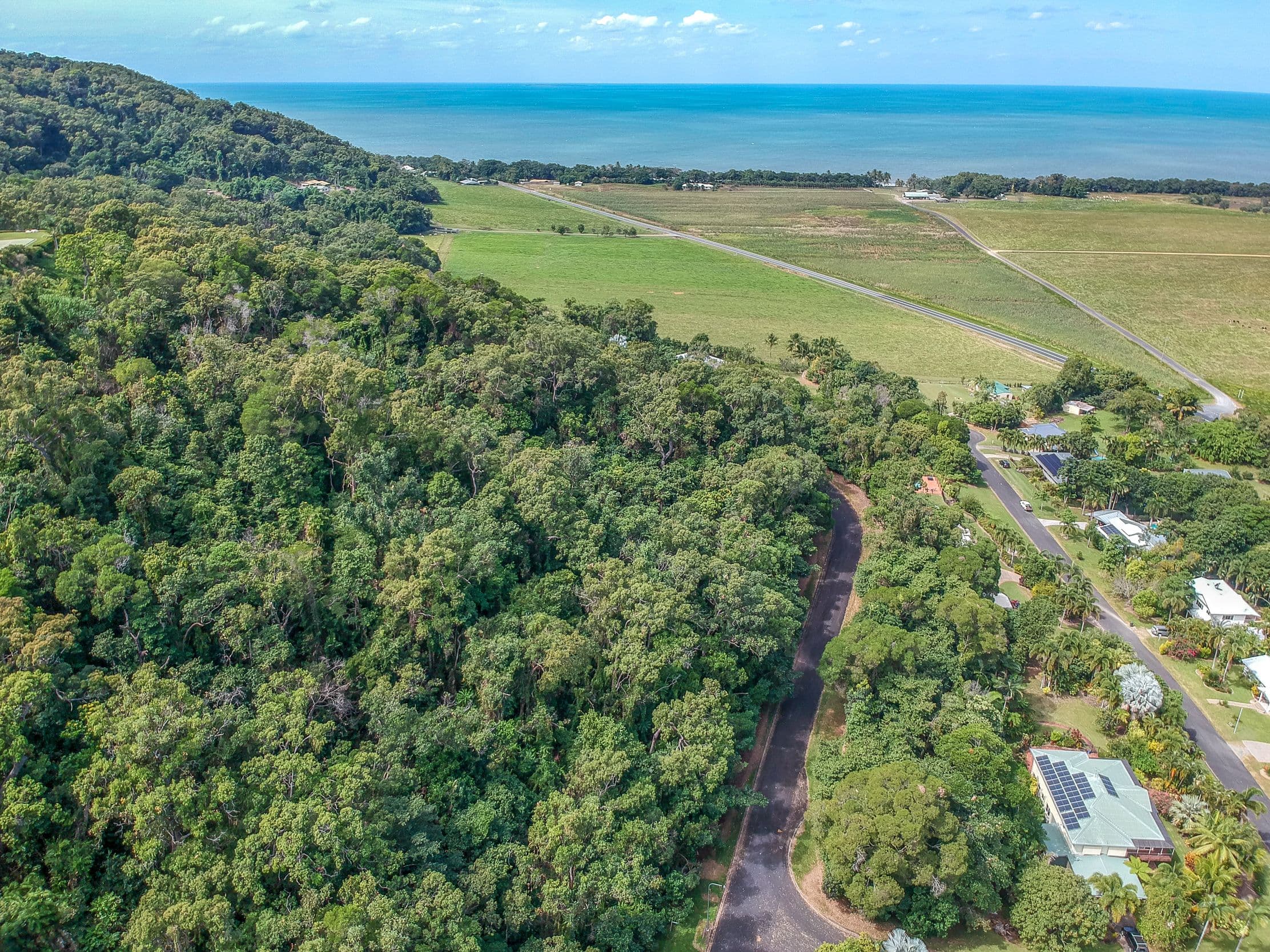 6 Hibiscus Court, Rocky Point QLD 4873, Rocky Point - Thumbnail 5