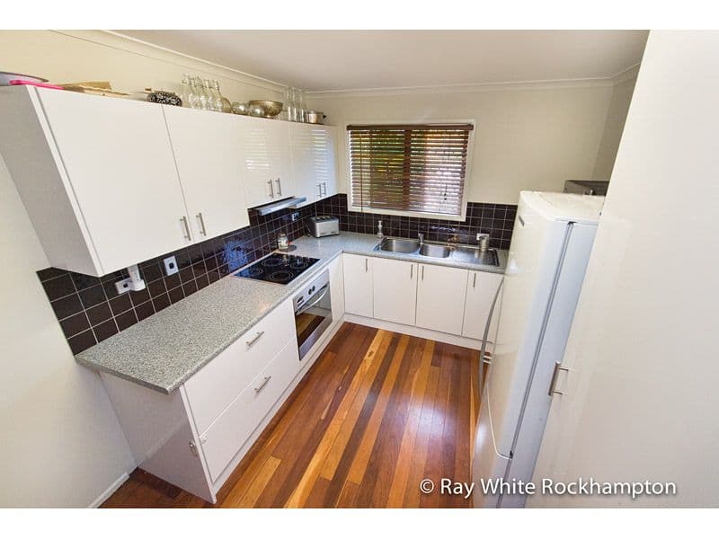 383 Feez Street, NORMAN GARDENS QLD 4701, Norman Gardens - Thumbnail 3