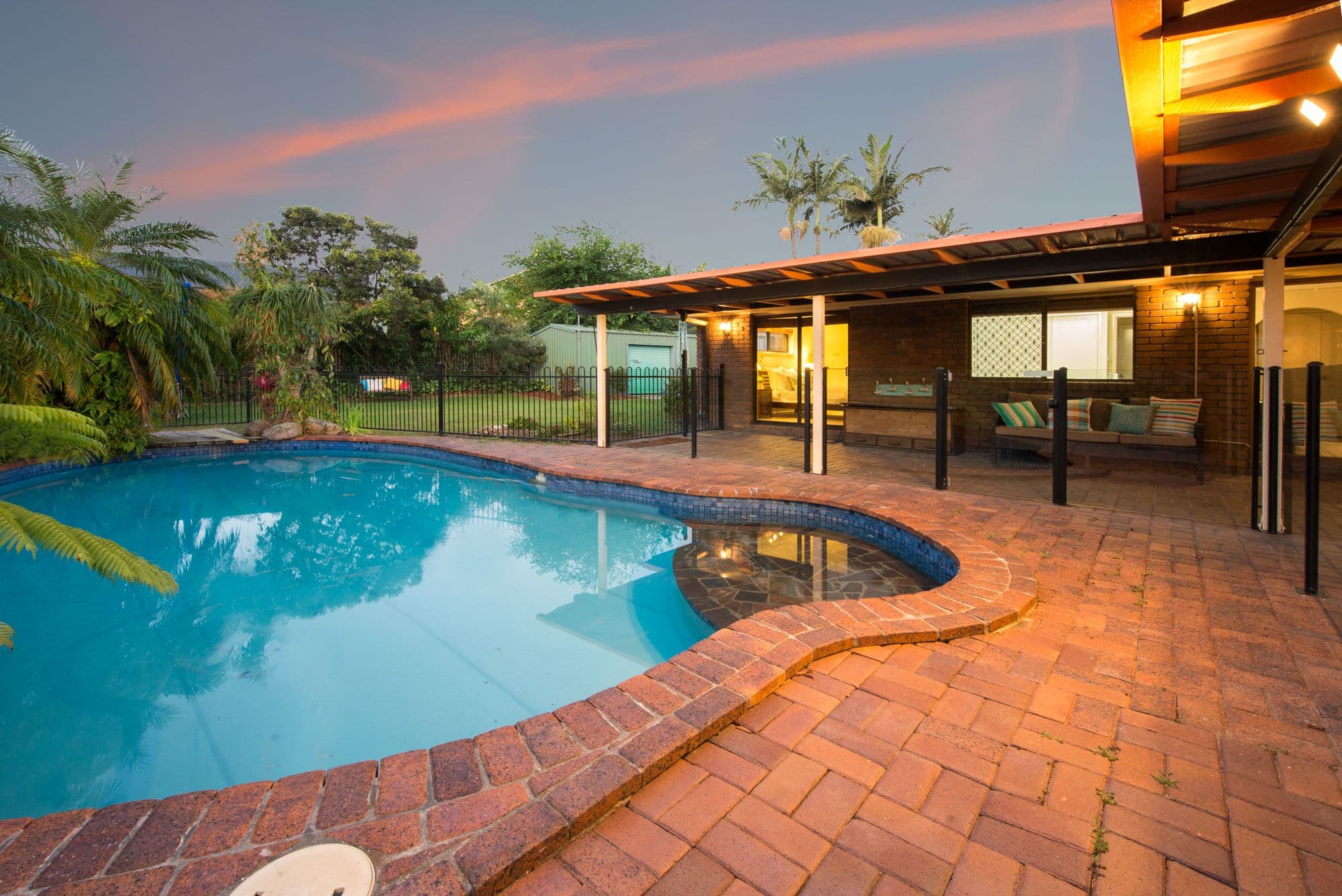 7 Rainsby Court, Carindale QLD 4152, Carindale - Thumbnail 2
